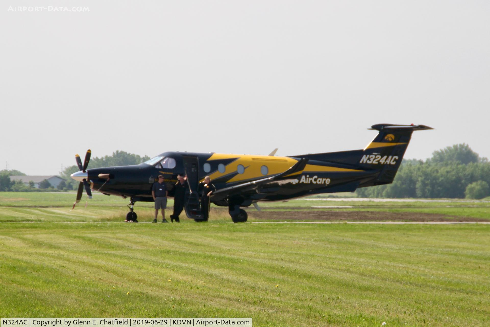 N324AC, 1996 Pilatus PC-12/45 C/N 197, At the Quad Cities Air Show