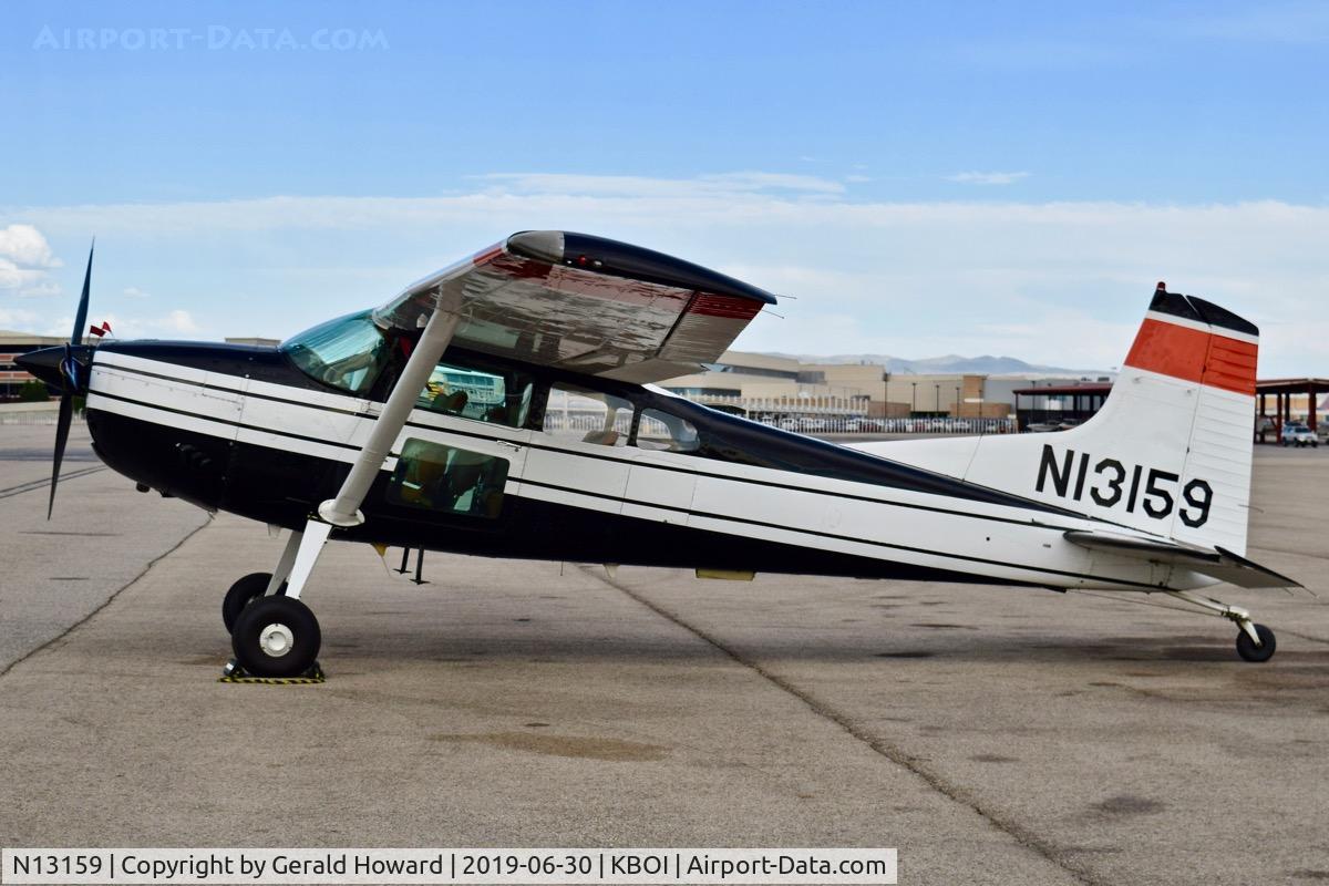N13159, 1980 Cessna 180K Skywagon C/N 18053166, Parked on the north GA ramp.