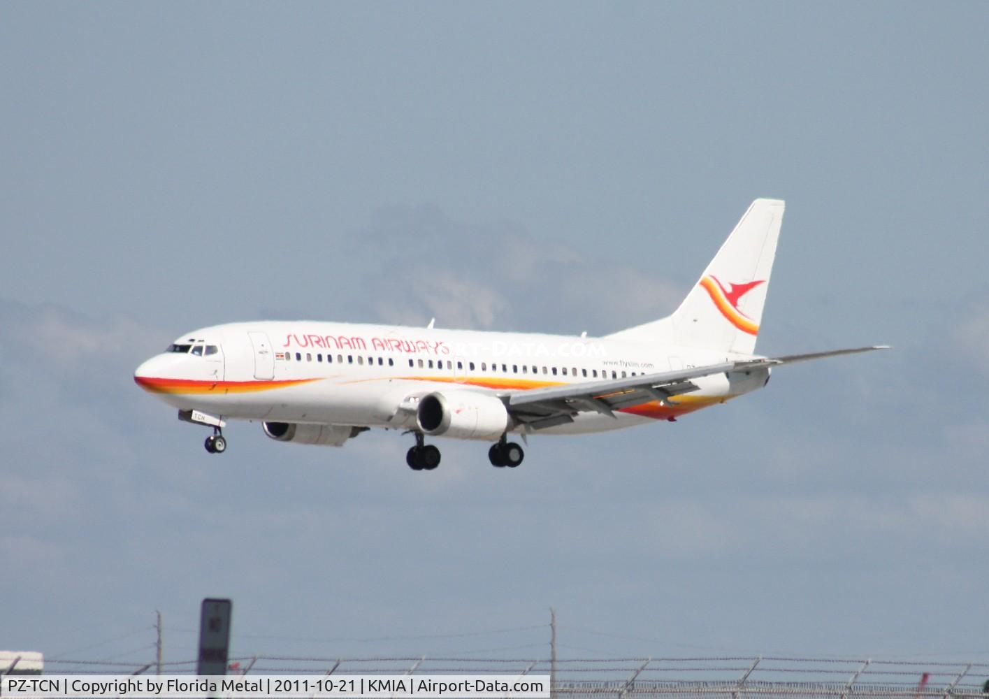 PZ-TCN, 1997 Boeing 737-36N C/N 28668, MIA spotting