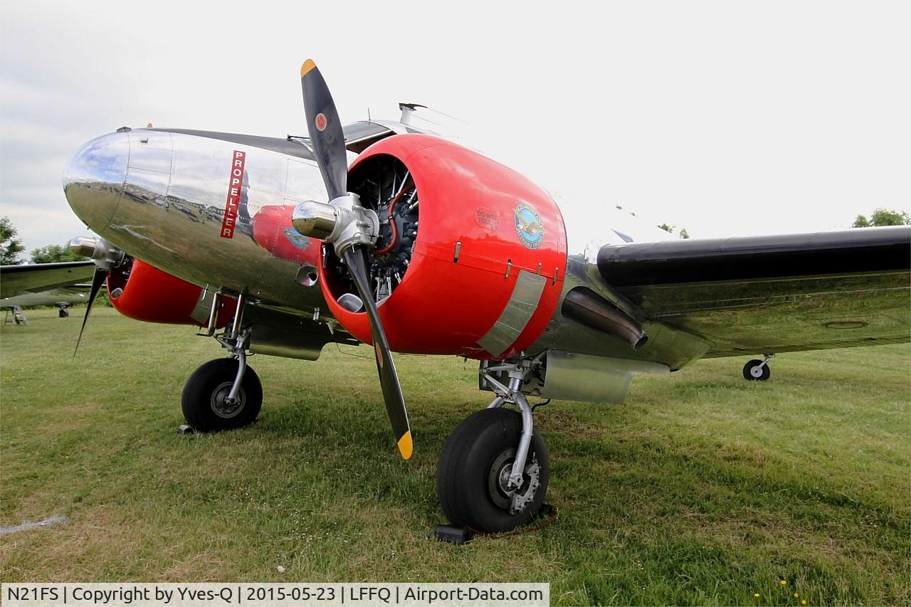 N21FS, 1952 Beech Expeditor 3NM C/N CA-138, Beech 3NM, Static display, La Ferté-Alais (LFFQ) Air show 2015