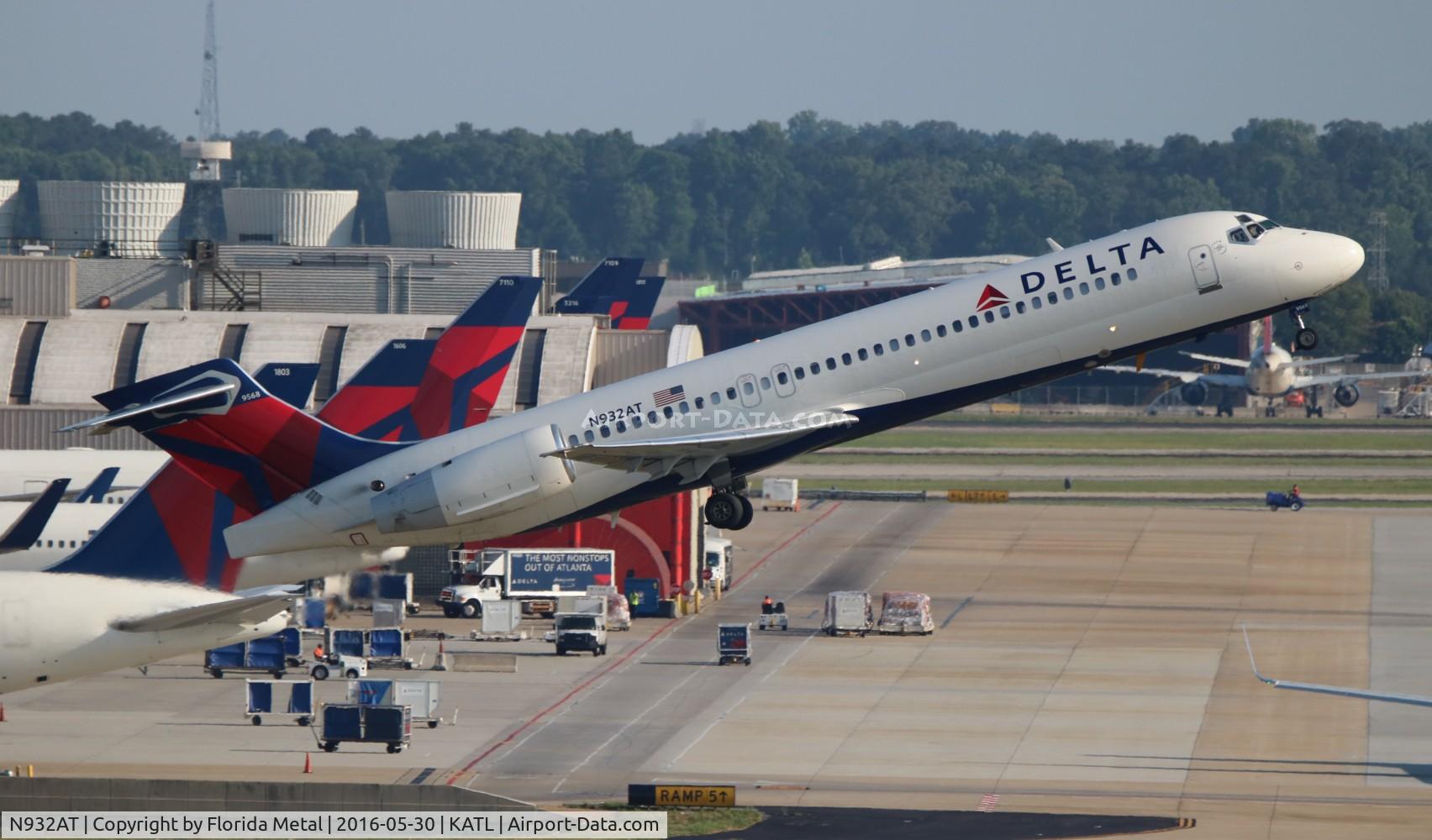 N932AT, 2000 Boeing 717-200 C/N 55073, ATL spotting