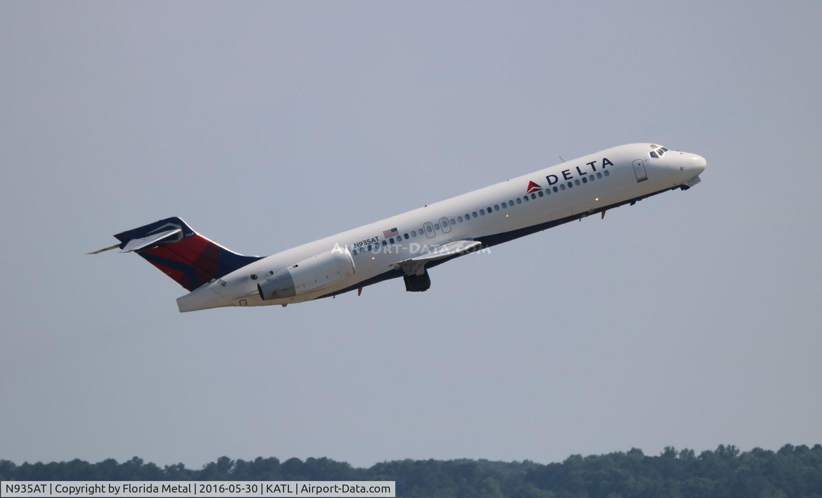 N935AT, 2000 Boeing 717-200 C/N 55069, ATL spotting