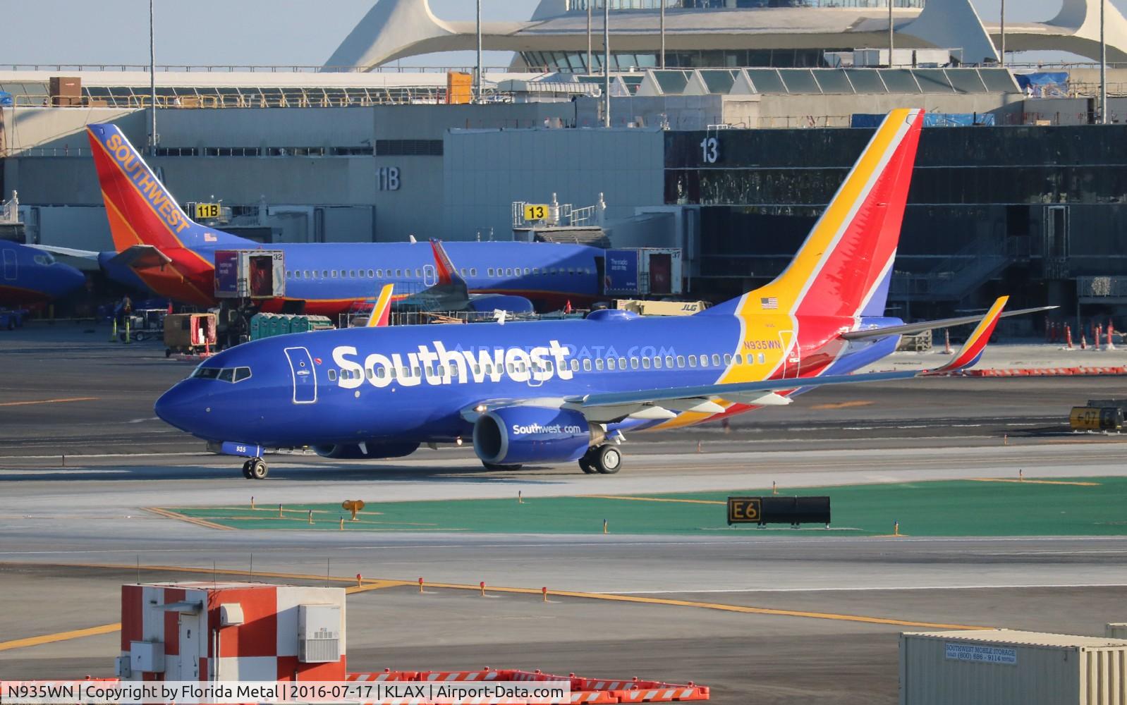 N935WN, 2009 Boeing 737-7H4 C/N 36641, LAX spotting