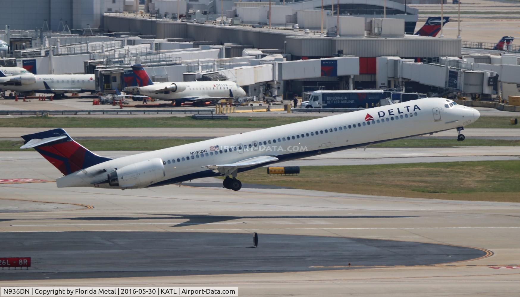 N936DN, 1996 McDonnell Douglas MD-90-30 C/N 53461, ATL spotting