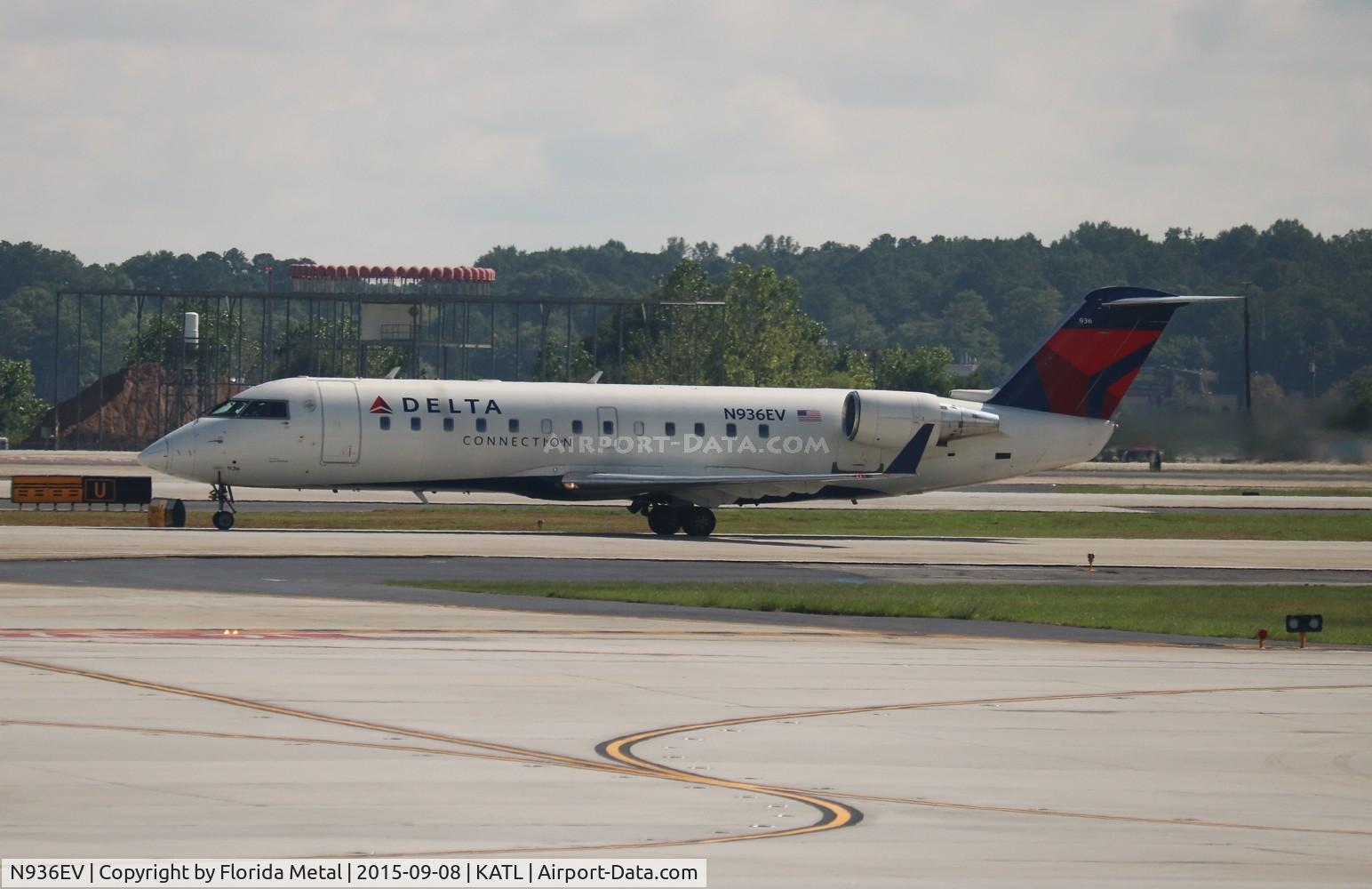 N936EV, 2005 Bombardier CRJ-200ER (CL-600-2B19) C/N 8038, ATL spotting