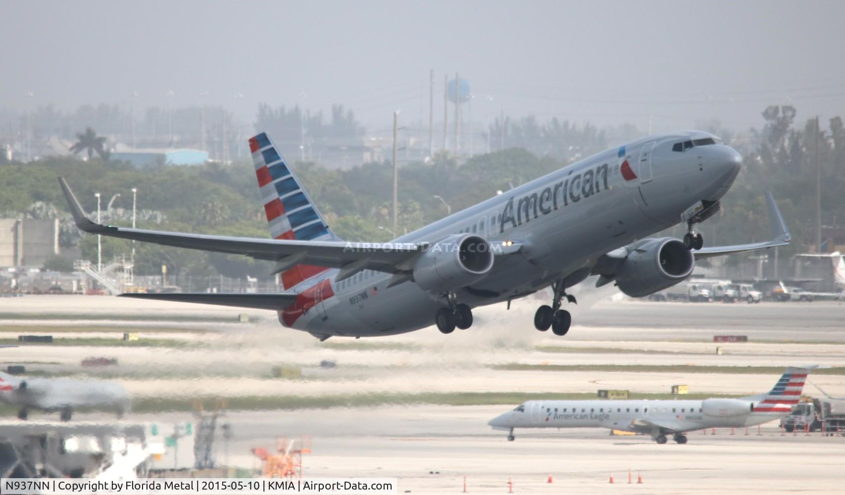 N937NN, 2013 Boeing 737-823 C/N 31178, MIA spotting