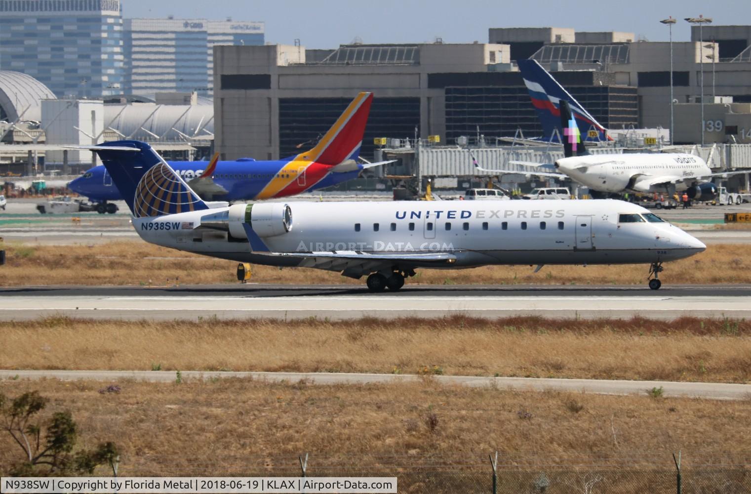 N938SW, 2003 Bombardier CRJ-200LR (CL-600-2B19) C/N 7741, LAX spotting