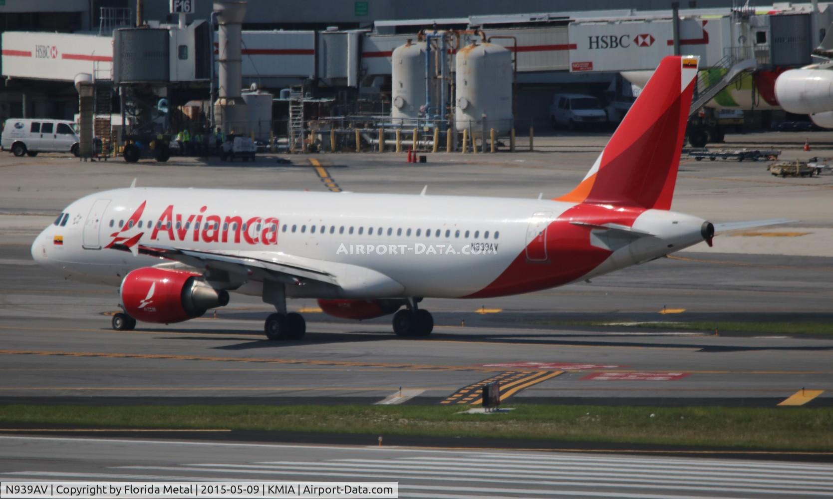 N939AV, 2011 Airbus A320-214 C/N 4939, MIA spotting