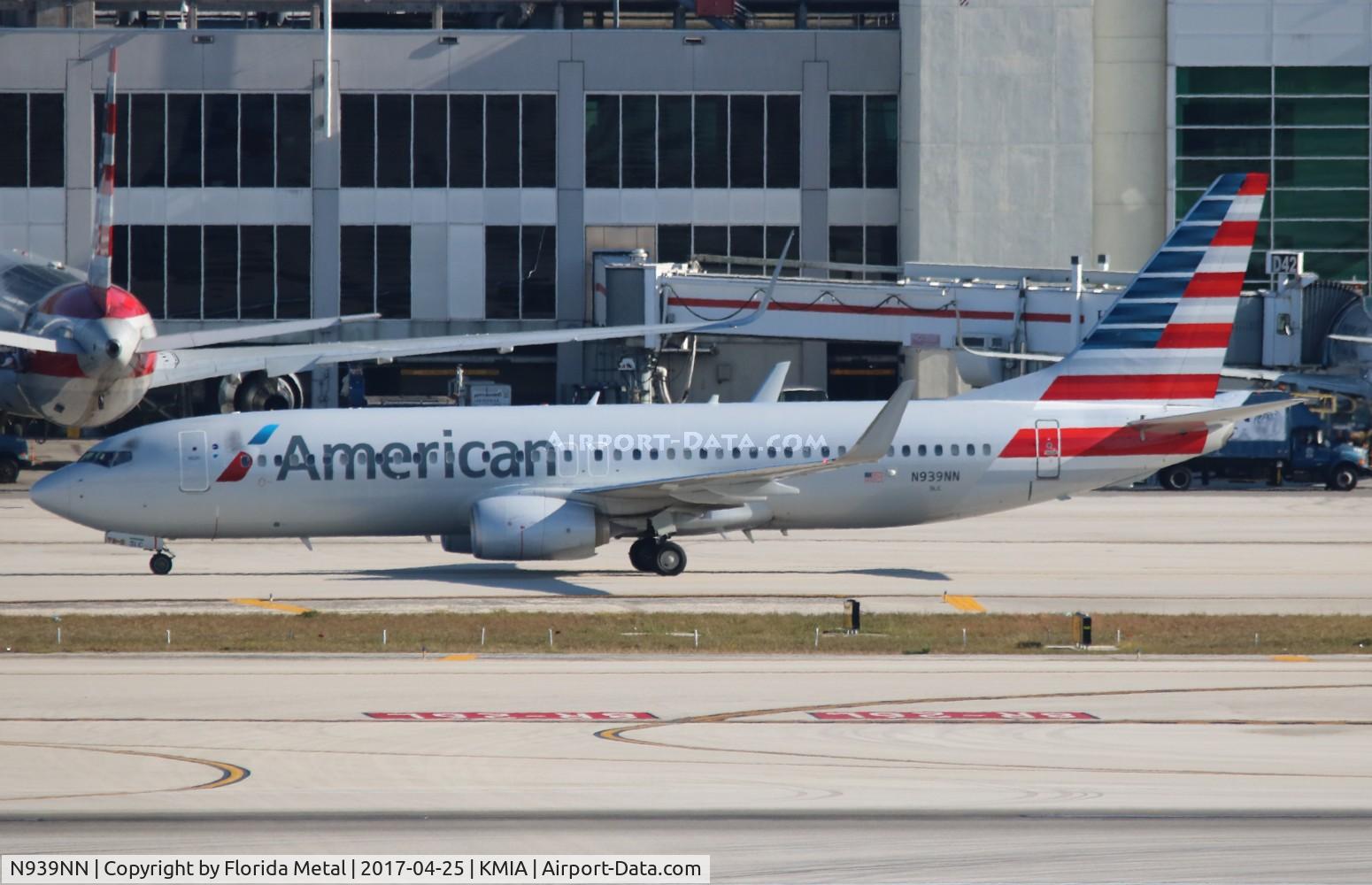 N939NN, 2013 Boeing 737-823 C/N 33491, MIA spotting