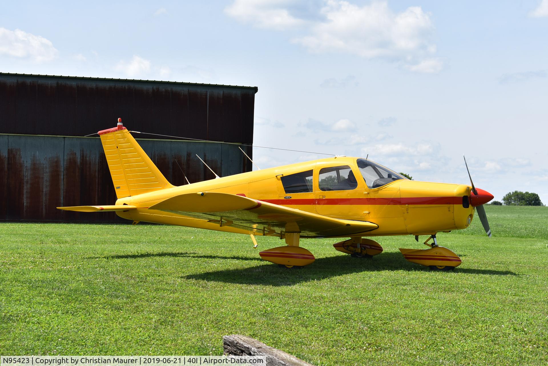 N95423, 1969 Piper PA-28-140 C/N 28-25941, Piper Cherokee 140