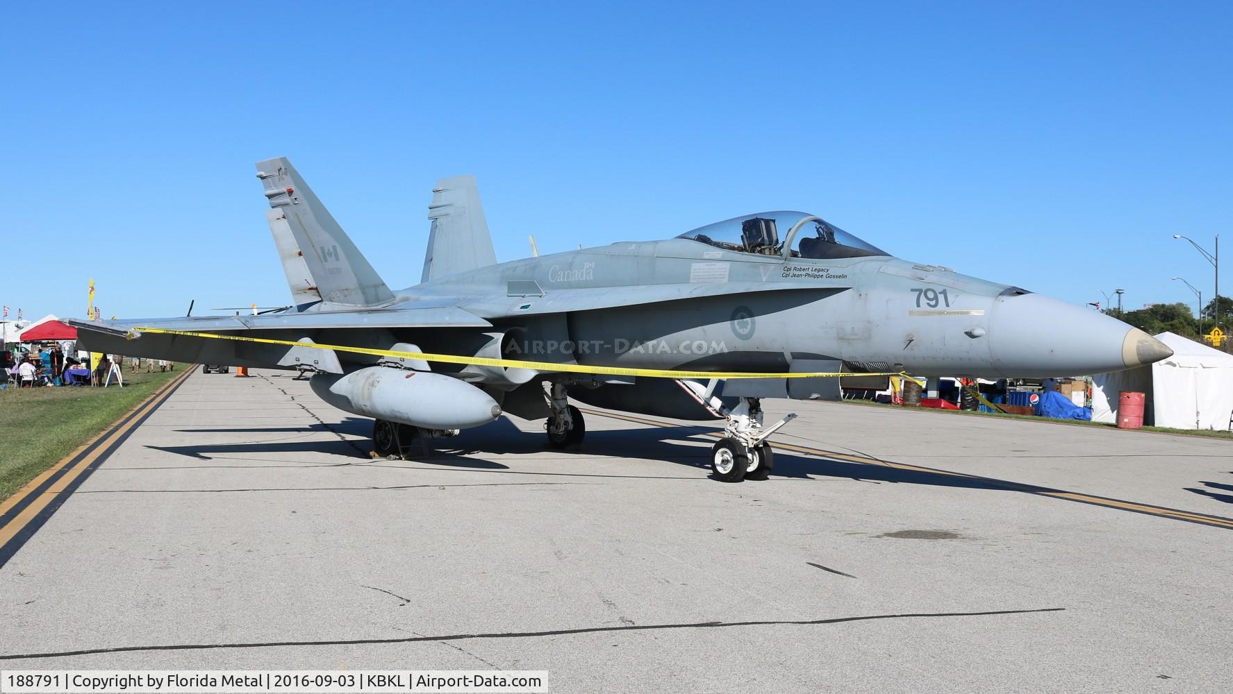 188791, 1987 McDonnell Douglas CF-188A Hornet C/N 621/A524, Cleveland Airshow 2016
