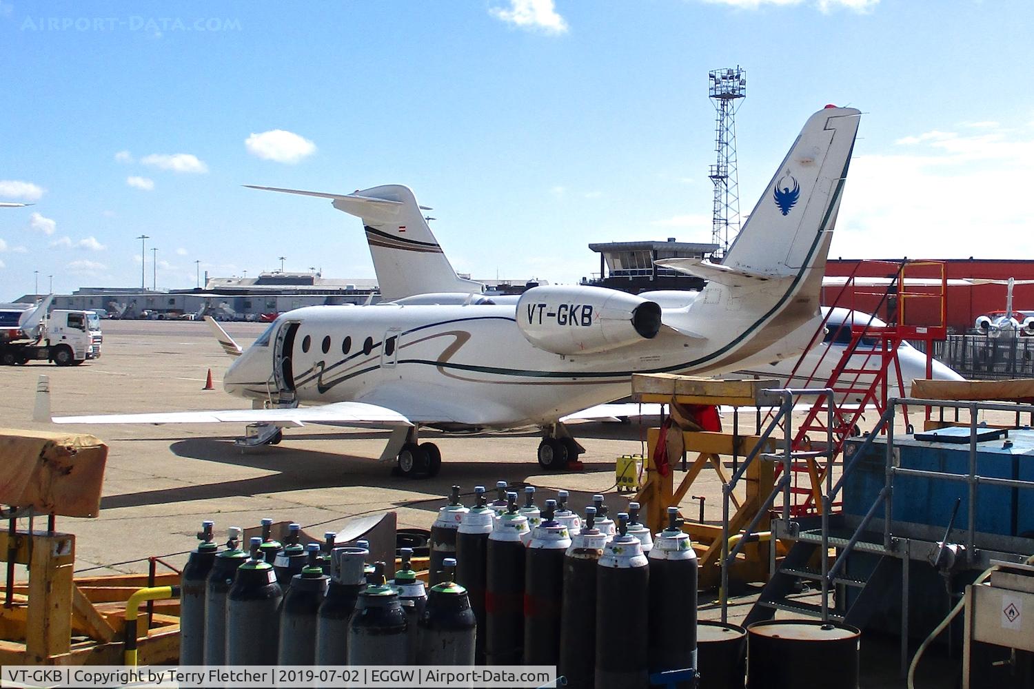 VT-GKB, Gulfstream G150 C/N 280, at Luton