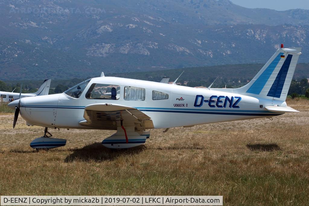 D-EENZ, Piper PA-28-161 Warrior II C/N 28-8016235, Parked