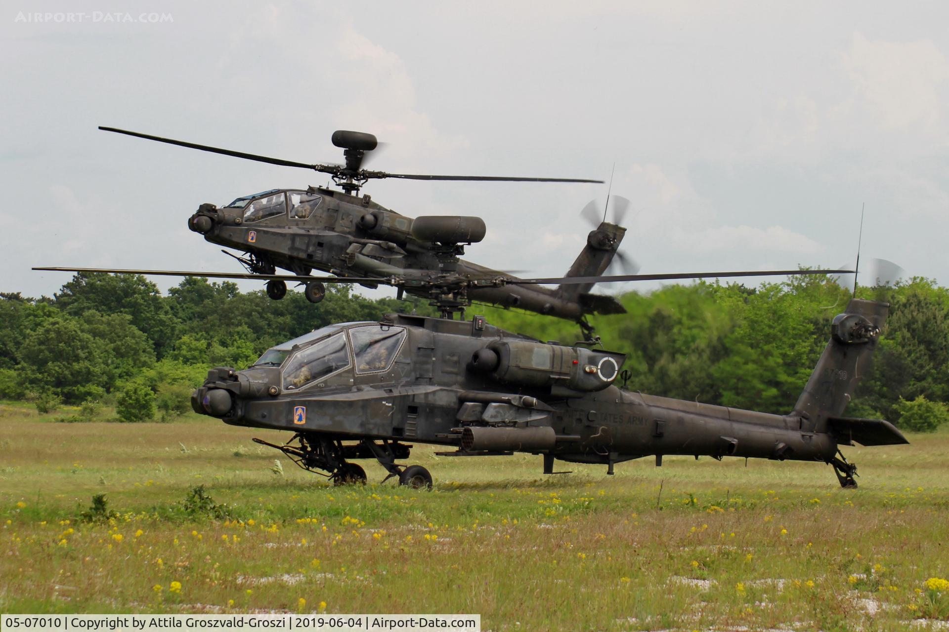 05-07010, Boeing AH-64D Longbow Apache C/N DUS010, Jutas-Ujmajor. The Hungarian airforce is his practising base