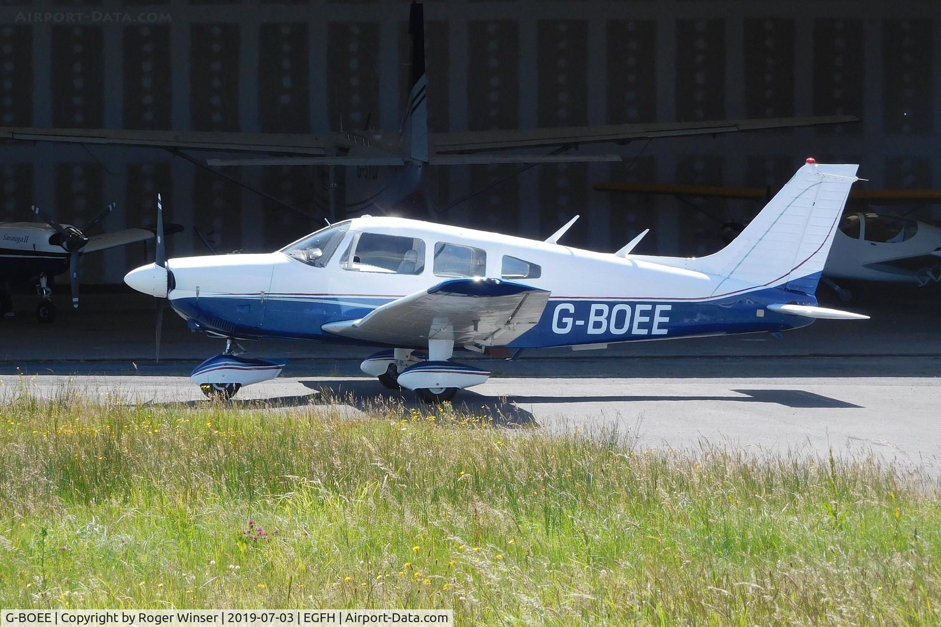 G-BOEE, 1976 Piper PA-28-181 Cherokee Archer II C/N 28-7690359, Visiting Archer II.