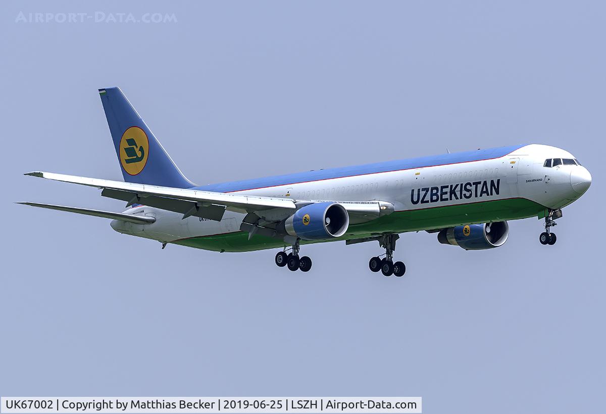 UK67002, 1997 Boeing 767-33P/ER C/N 28392, UK67001
