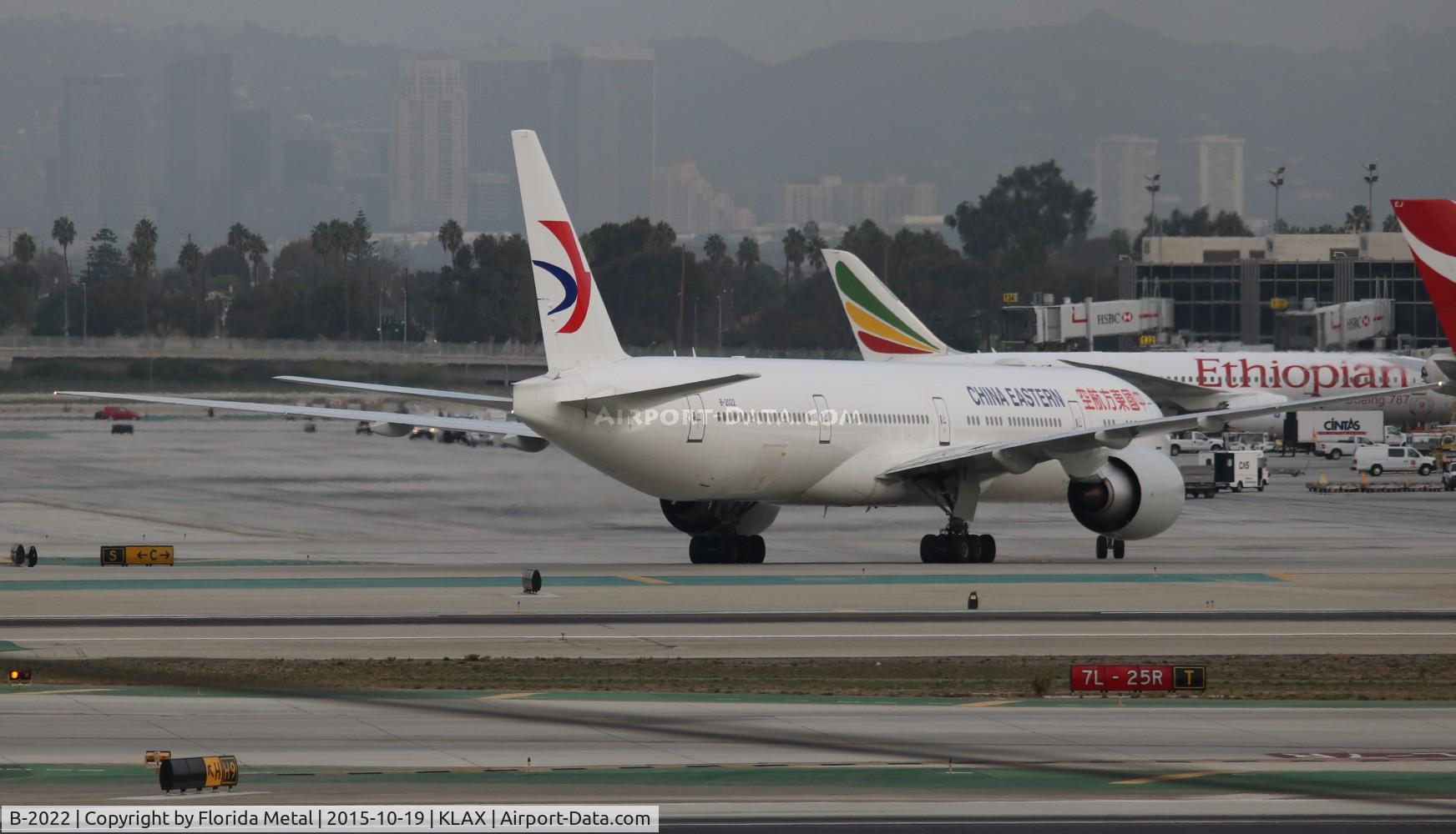 B-2022, 2015 Boeing 777-39P/ER C/N 43274, LAX spotting