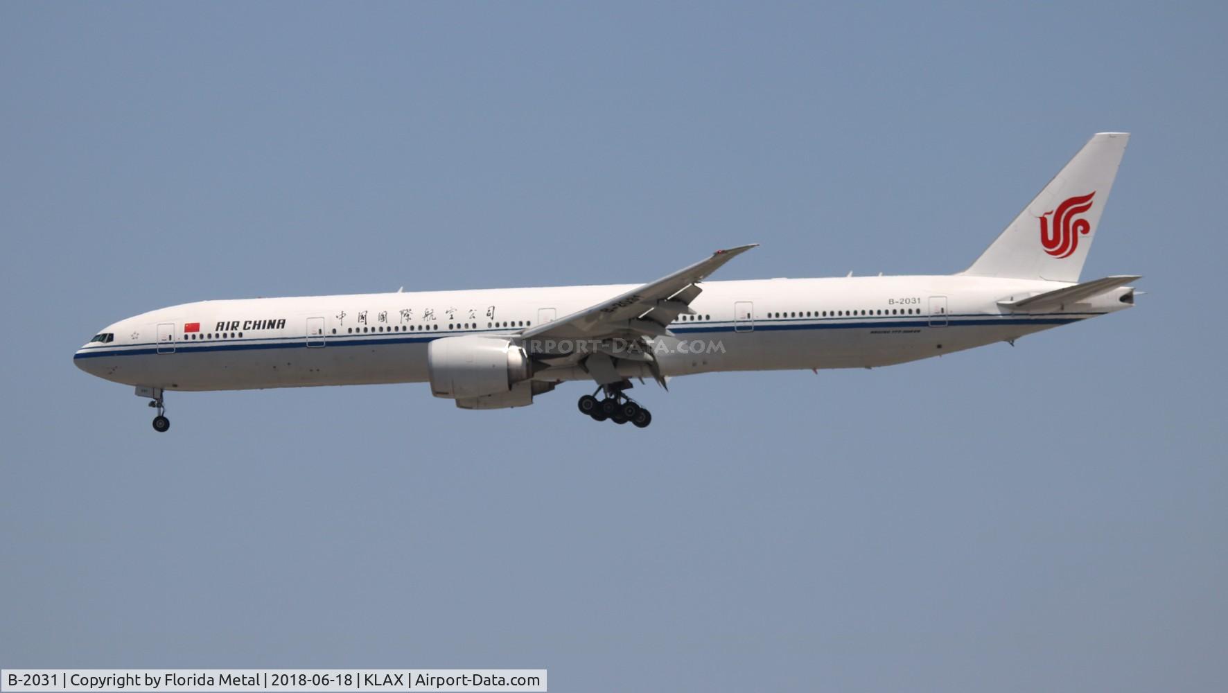 B-2031, 2012 Boeing 777-39L/ER C/N 38670, LAX spotting