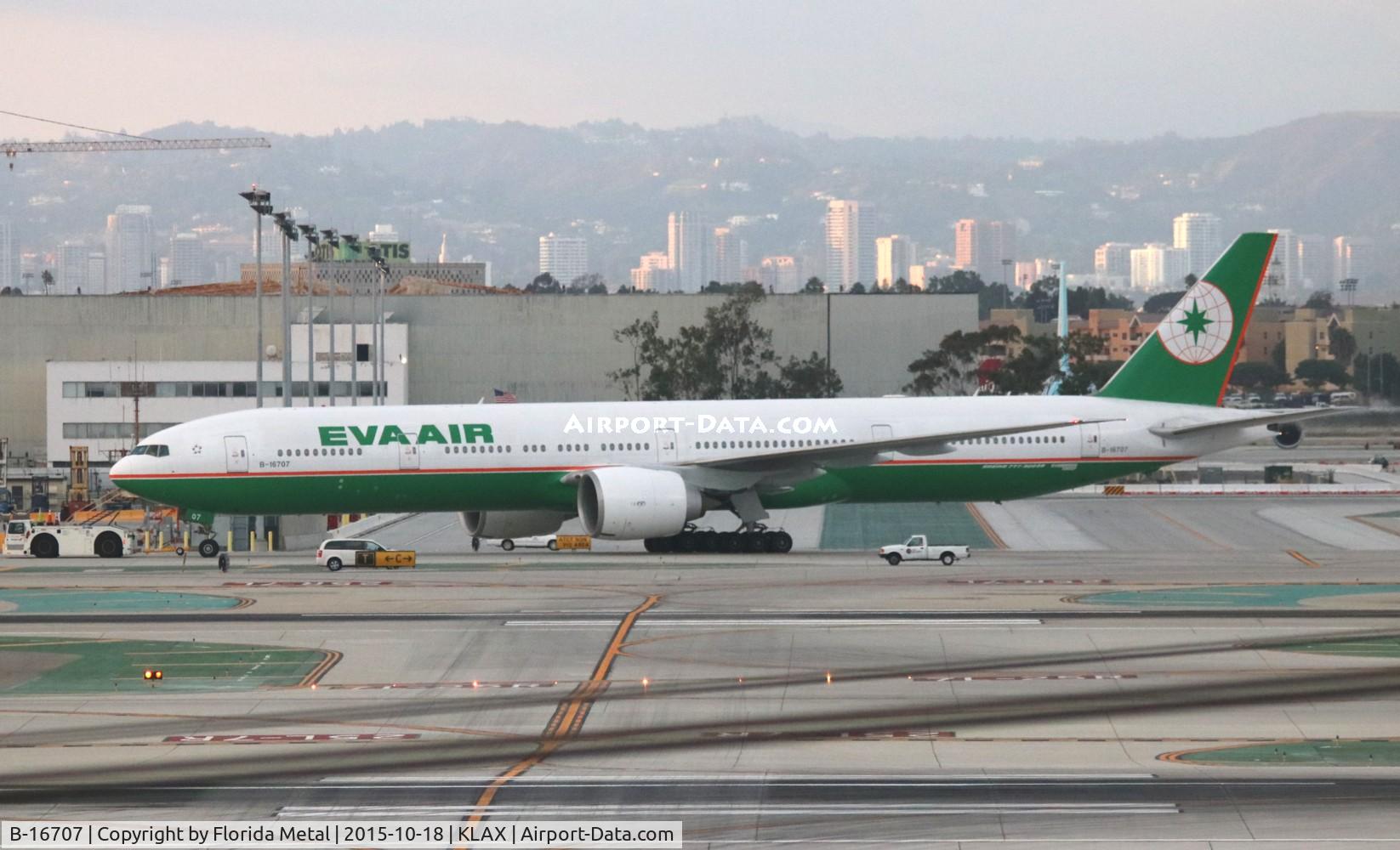 B-16707, 2007 Boeing 777-35E/ER C/N 33751, LAX spotting