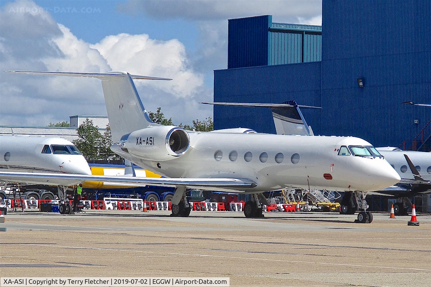 XA-ASI, 1989 Gulfstream Aerospace G-IV C/N 1180, at Luton
