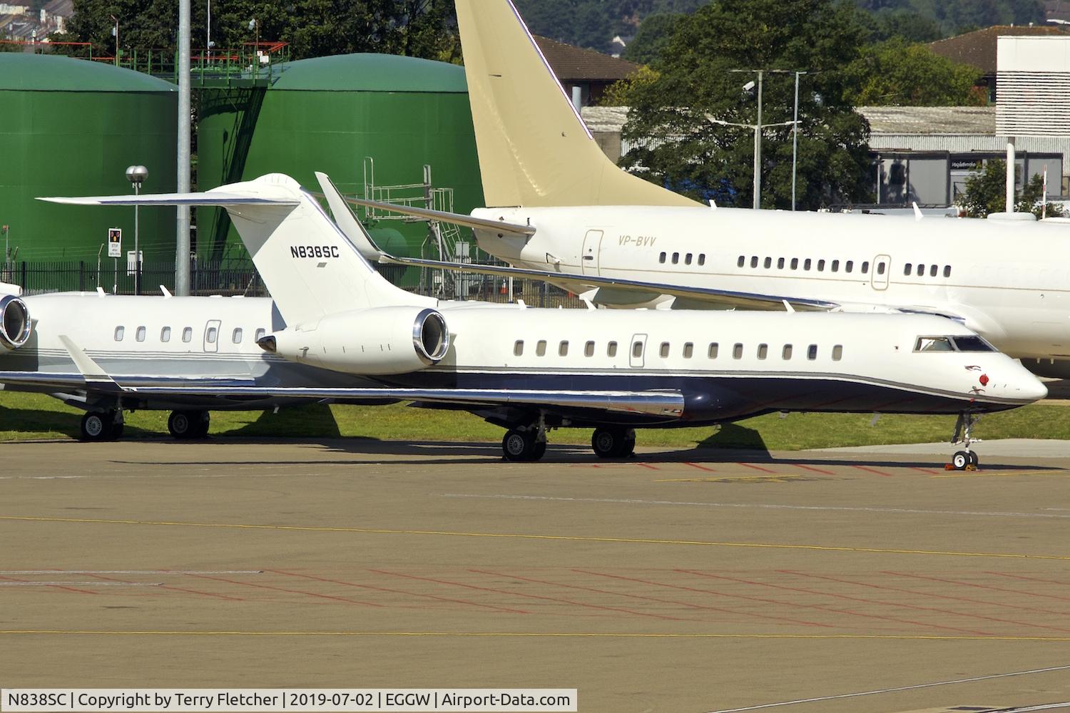 N838SC, 1999 Bombardier BD-700 1A10 Global Express C/N 9035, at Luton