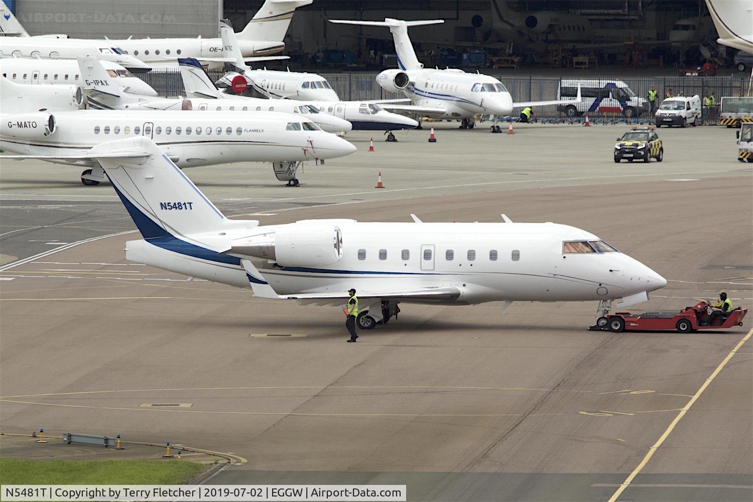 N5481T, 2001 Bombardier Challenger 604 (CL-600-2B16) C/N 5481, at Luton