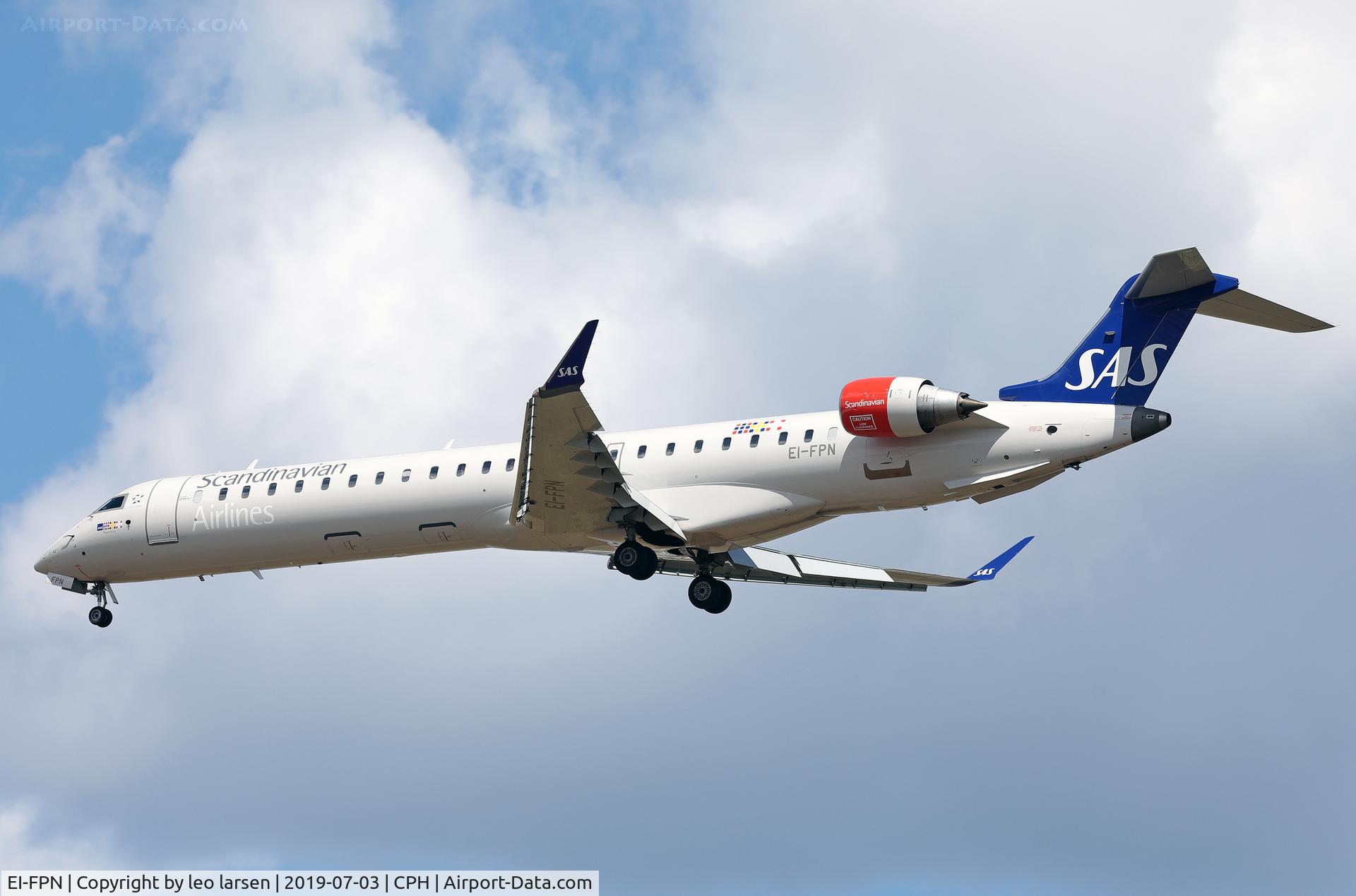 EI-FPN, 2017 Bombardier CRJ-900 (CL-600-2D24) C/N 15433, Copenhagen 3.7.2019 L/D R-30