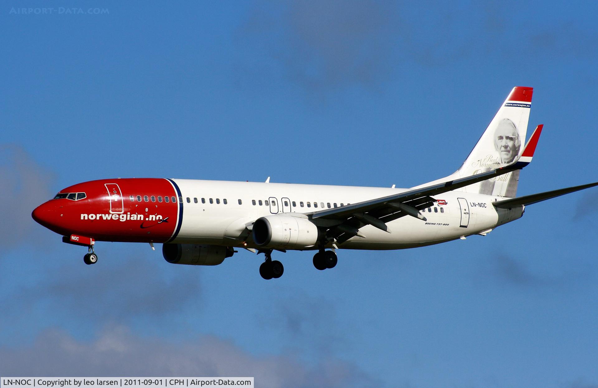 LN-NOC, 2001 Boeing 737-81Q C/N 30785, Copenhagen 1.9.2011