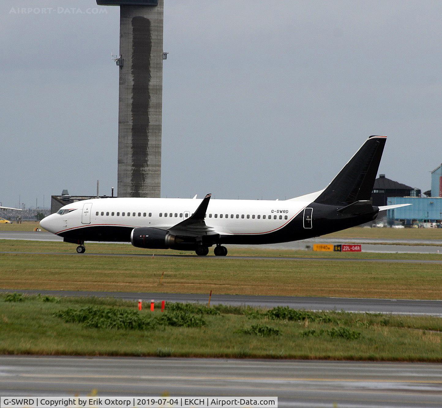 G-SWRD, 1995 Boeing 737-3L9 C/N 27834, G-SWRD landed rw 22L