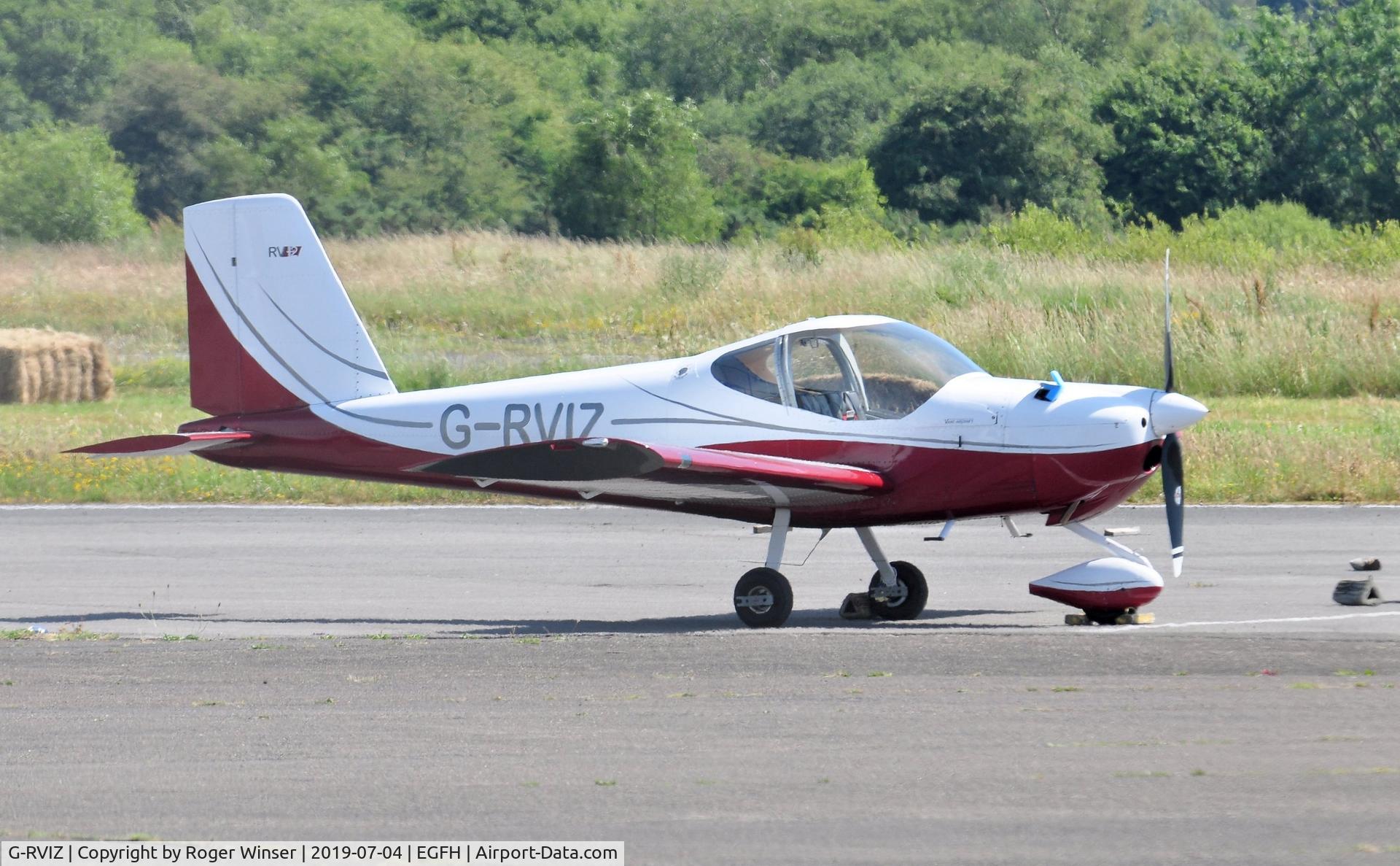 G-RVIZ, 2011 Vans RV-12 C/N LAA 363-15034, Visiting RV-12.