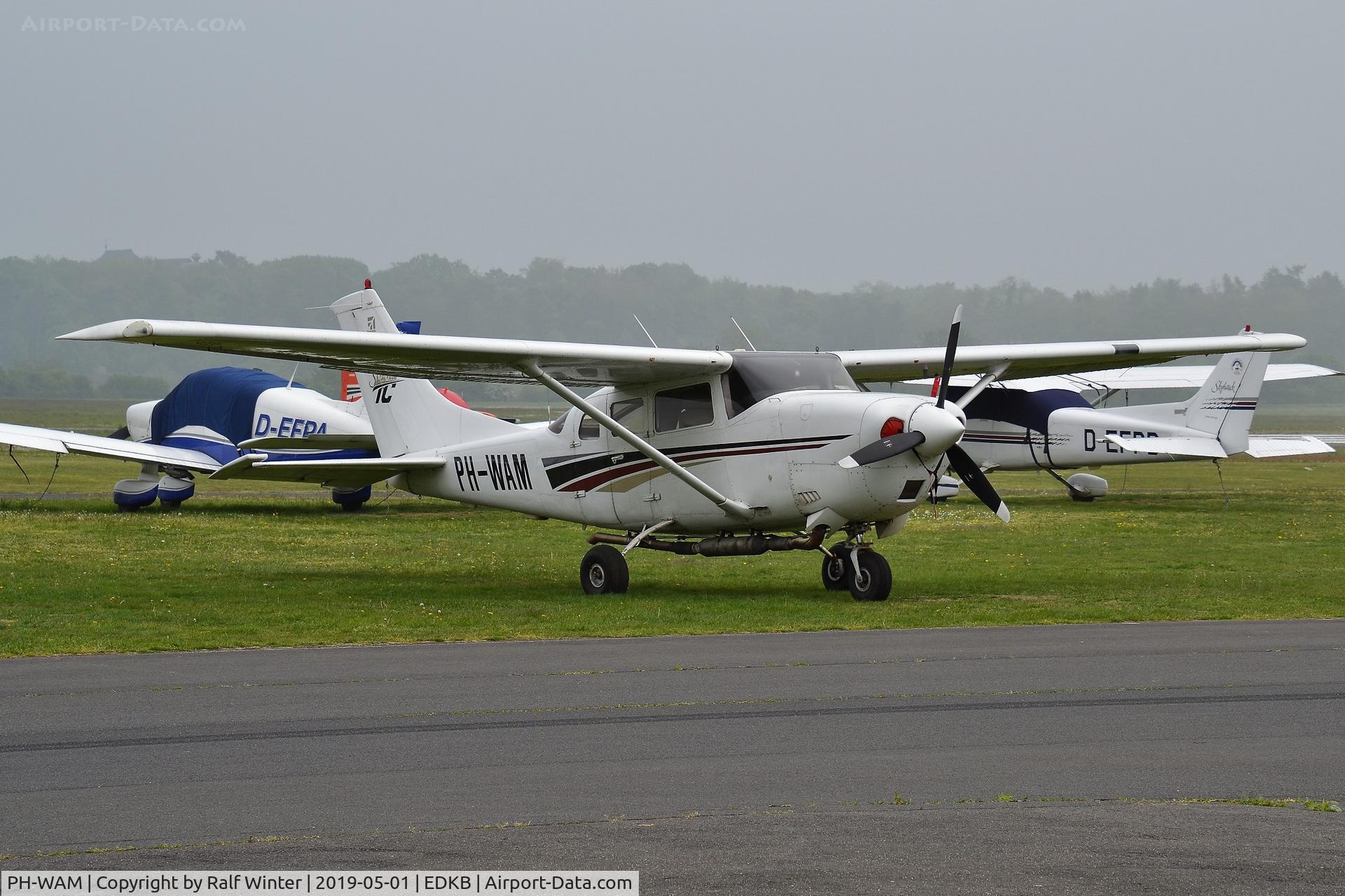 PH-WAM, 1999 Cessna T206H Turbo Stationair C/N T20608107, Cessna T206H Turbo Stationair - AFOK GmbH Germany - T20608107 - PH-WAM - 01.05.2019 - EDKB
