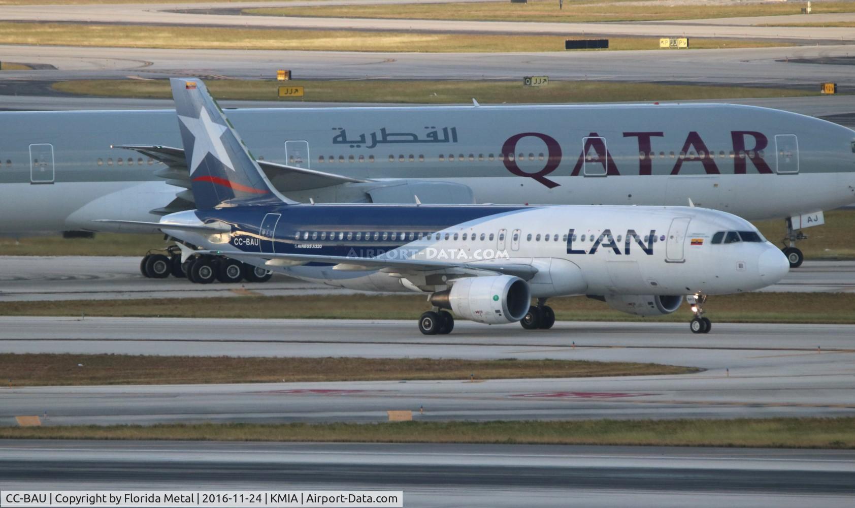 CC-BAU, 2011 Airbus A320-214 C/N 4943, MIA spotting