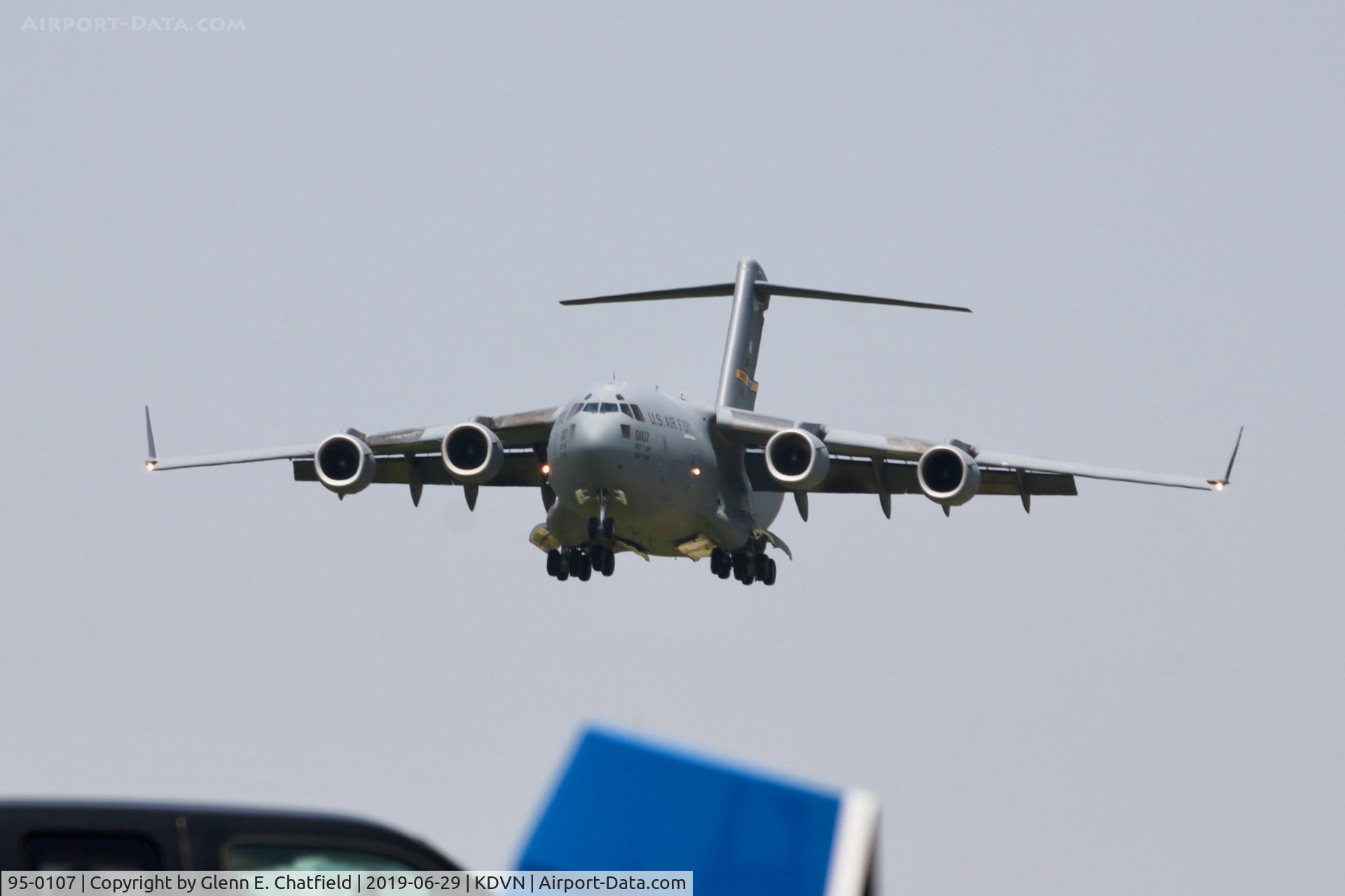 95-0107, 1995 McDonnell Douglas C-17A Globemaster III C/N P-32, At the Quad Cities Air Show