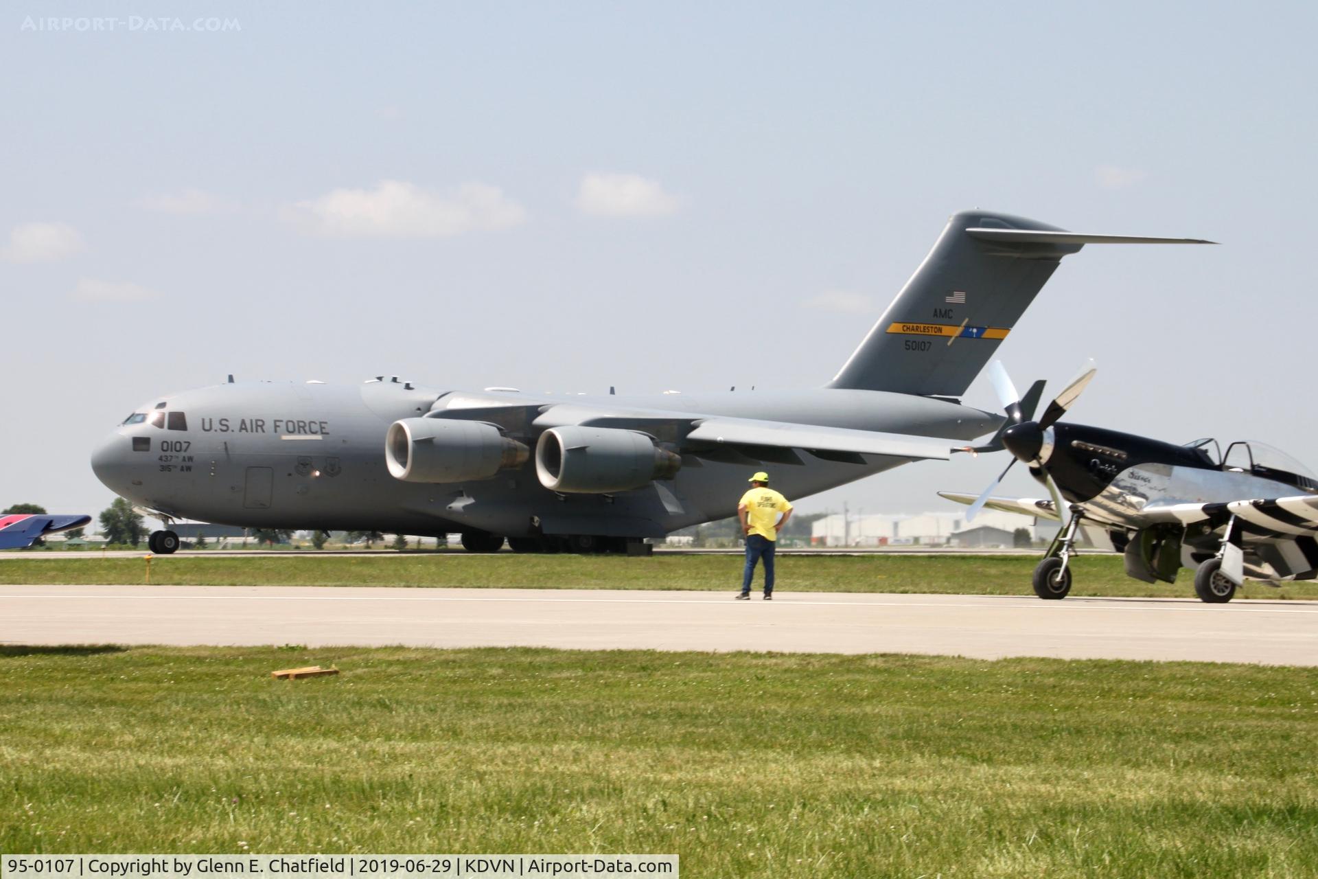 95-0107, 1995 McDonnell Douglas C-17A Globemaster III C/N P-32, At the Quad Cities Air Show