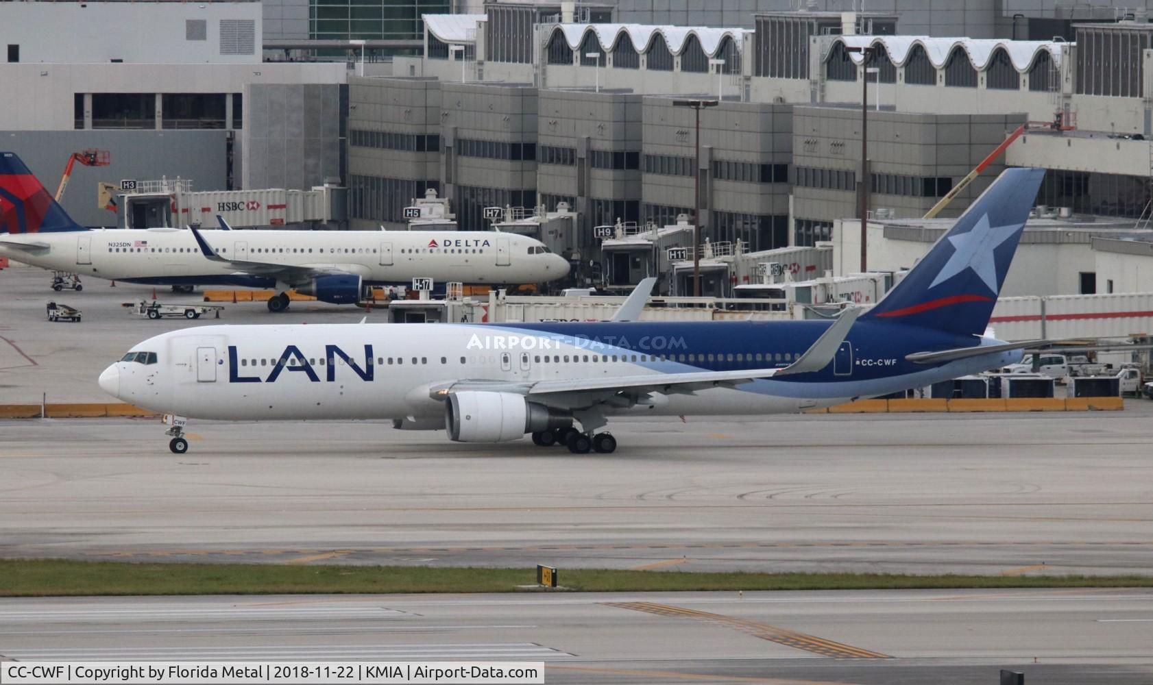 CC-CWF, 2006 Boeing 767-316/ER C/N 34626, MIA spotting