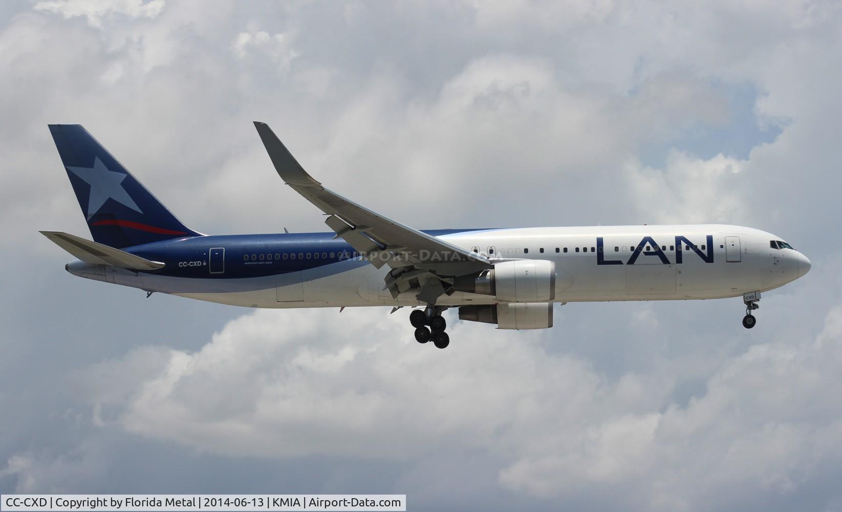 CC-CXD, 2008 Boeing 767-316/ER C/N 35697, MIA spotting