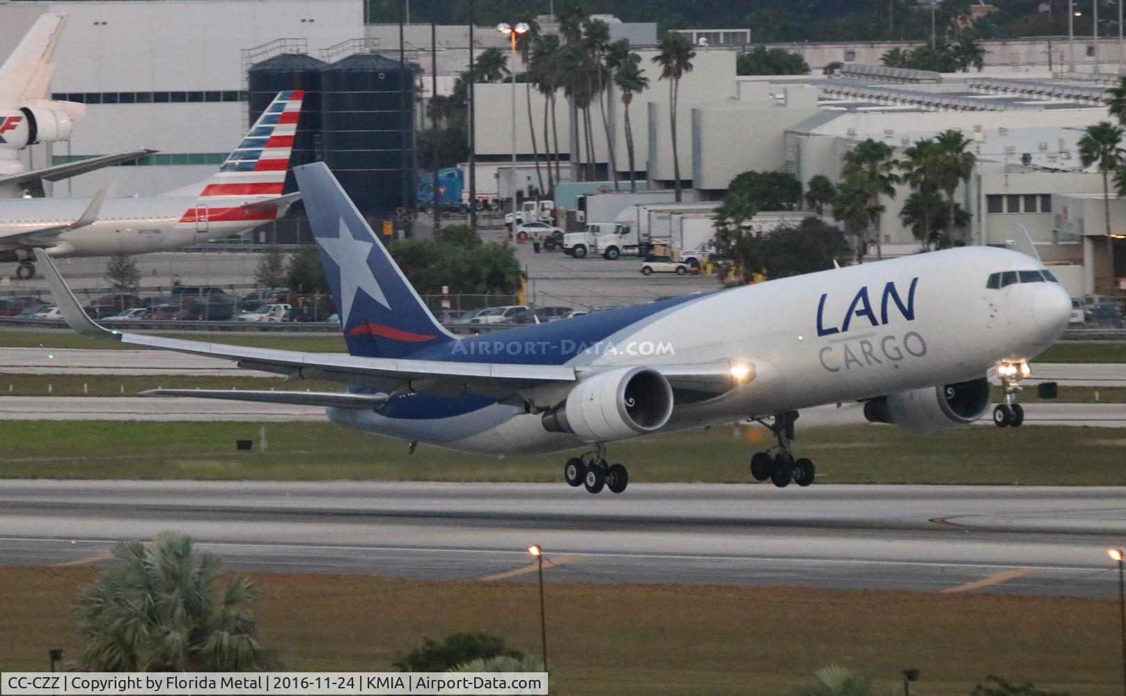 CC-CZZ, 1998 Boeing 767-316F/ER C/N 25756, MIA spotting