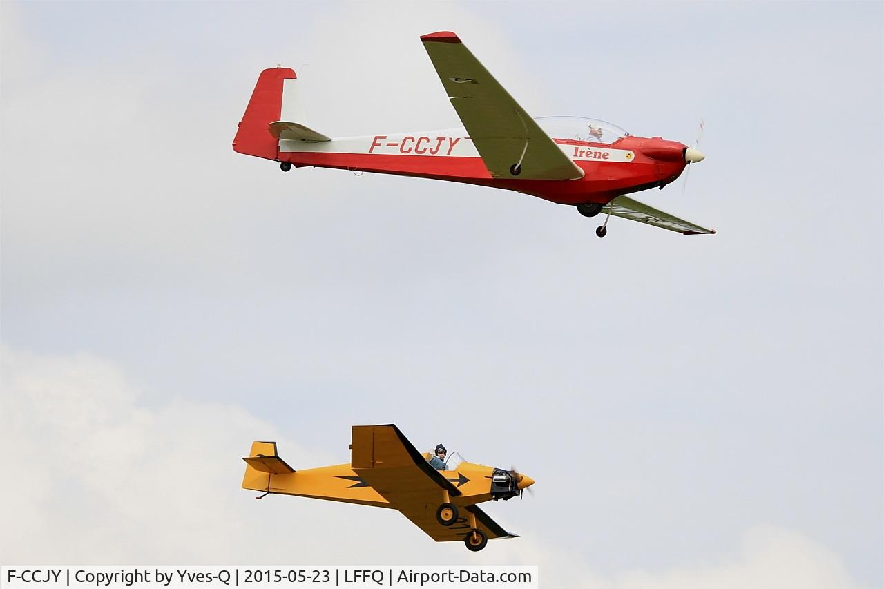 F-CCJY, 1974 Scheibe SF-28A Tandem-Falke Tandem Falke C/N 5763, Scheibe SF-28A Tandem Falke, On display, La Ferté-Alais airfield (LFFQ) Air show 2015