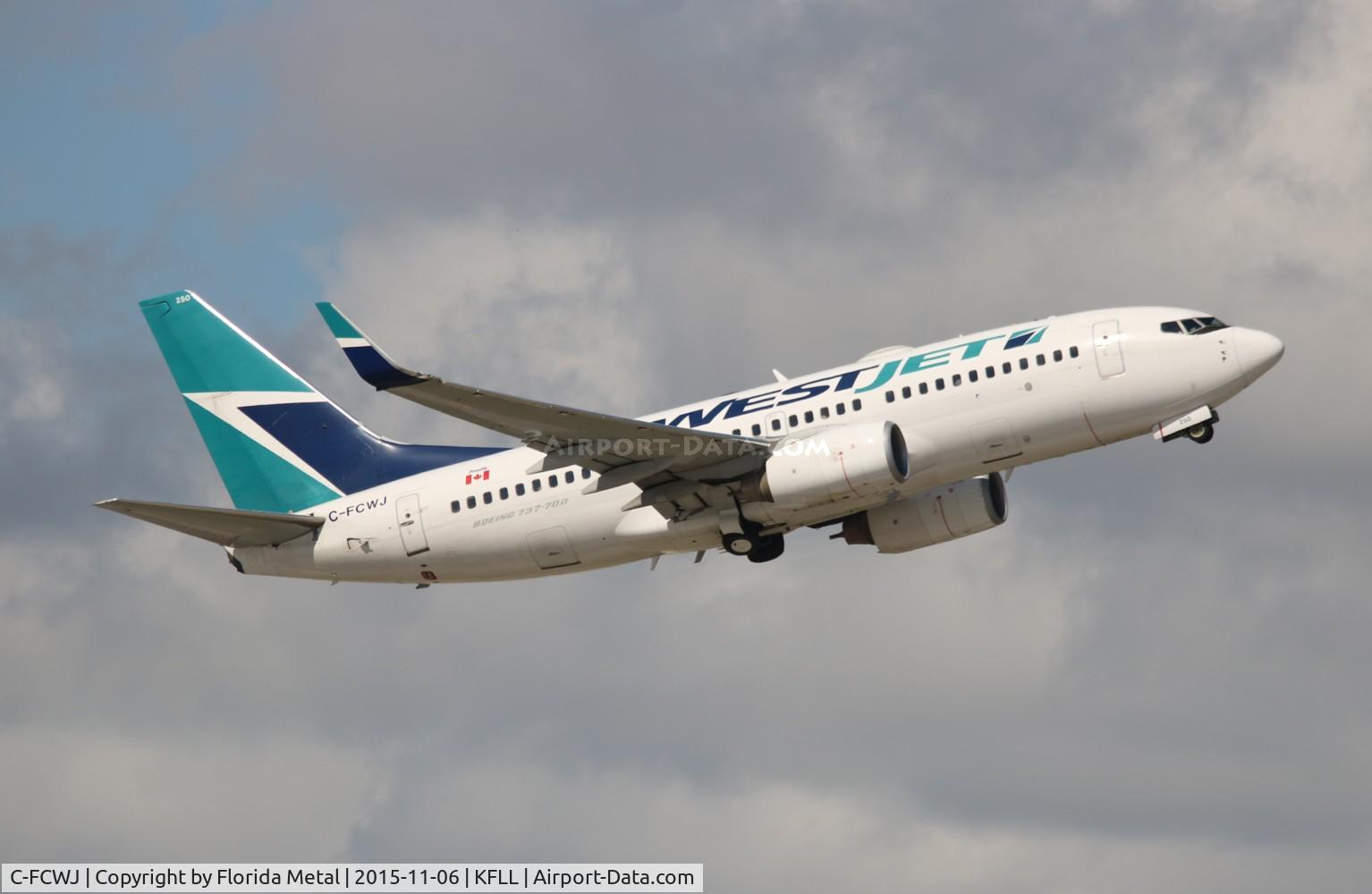 C-FCWJ, 2008 Boeing 737-7CT C/N 35086, FLL spotting