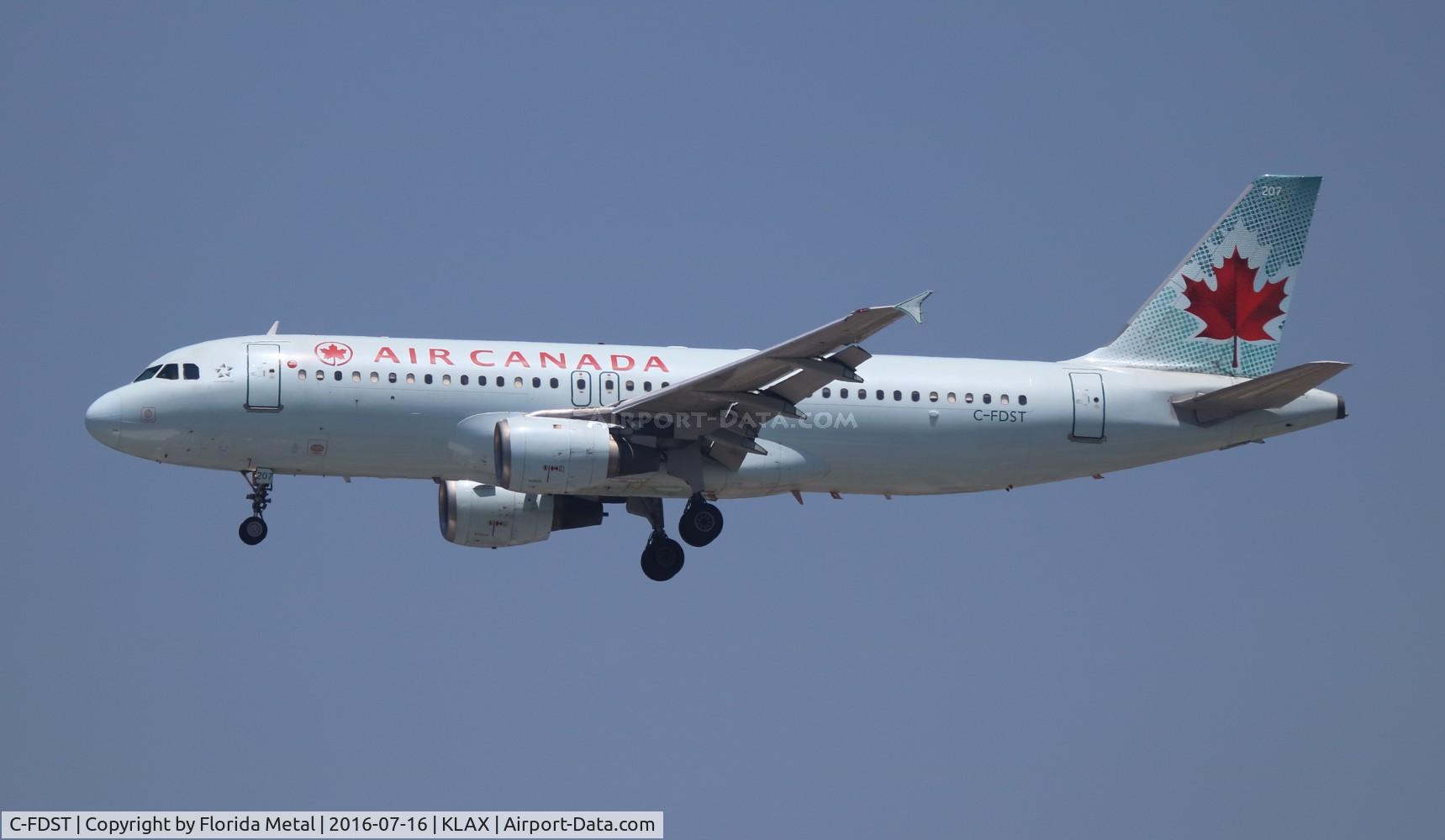C-FDST, 1990 Airbus A320-211 C/N 127, LAX spotting