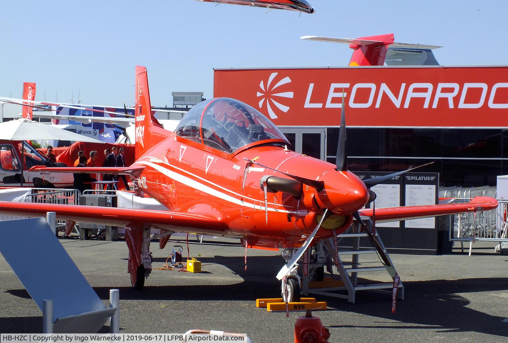 HB-HZC, 2005 Pilatus PC-21 C/N 101, Pilatus PC-21 at the Aerosalon 2019, Paris