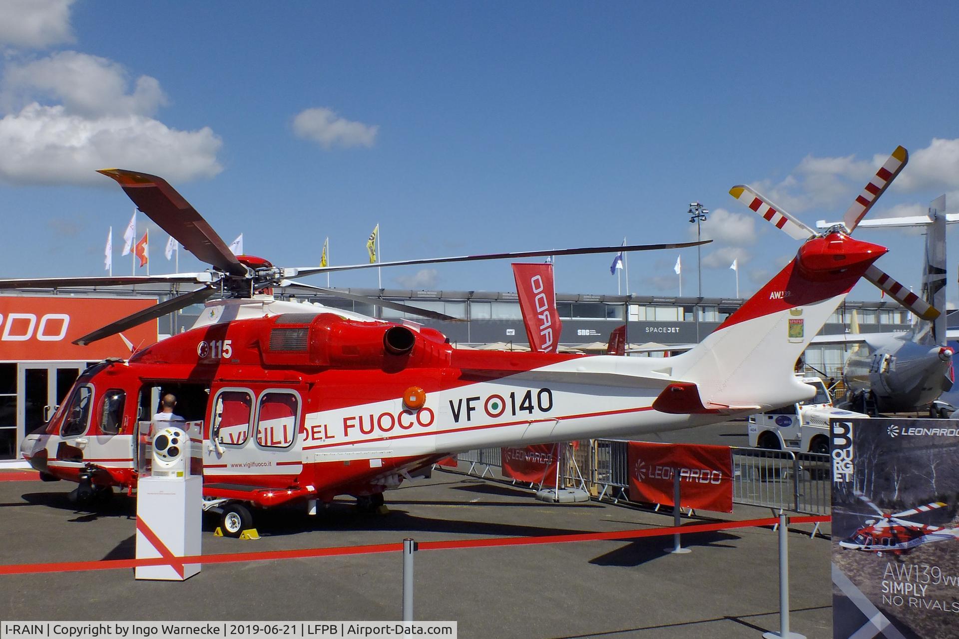 I-RAIN, AgustaWestland AW-139 C/N 31845, AgustaWestland AW.139 of the Vigili del Fuoco (Italian national firefighters) at the Aerosalon 2019, Paris