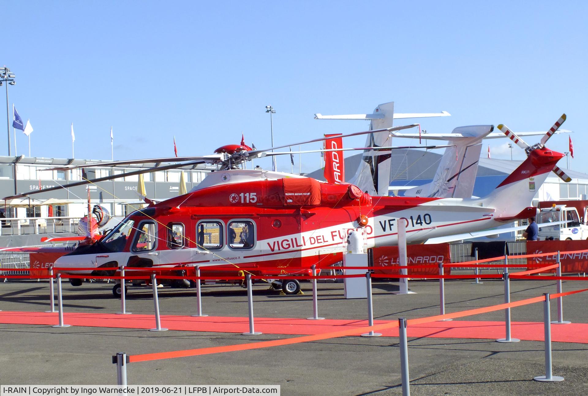 I-RAIN, AgustaWestland AW-139 C/N 31845, AgustaWestland AW.139 of the Vigili del Fuoco (Italian national firefighters) at the Aerosalon 2019, Paris