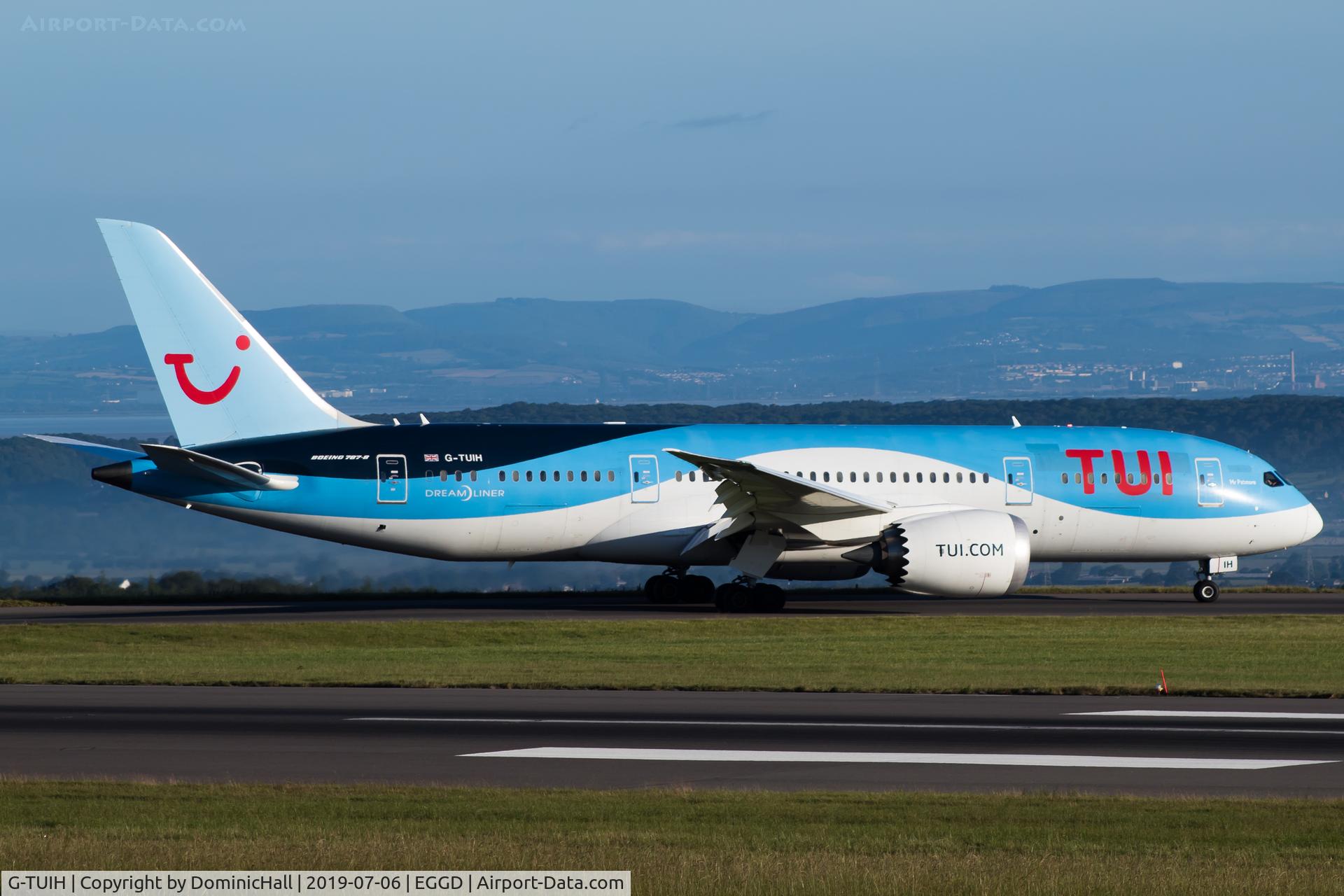 G-TUIH, 2015 Boeing 787-8 Dreamliner C/N 37229, Taxiing to terminal after landing on RWY 27