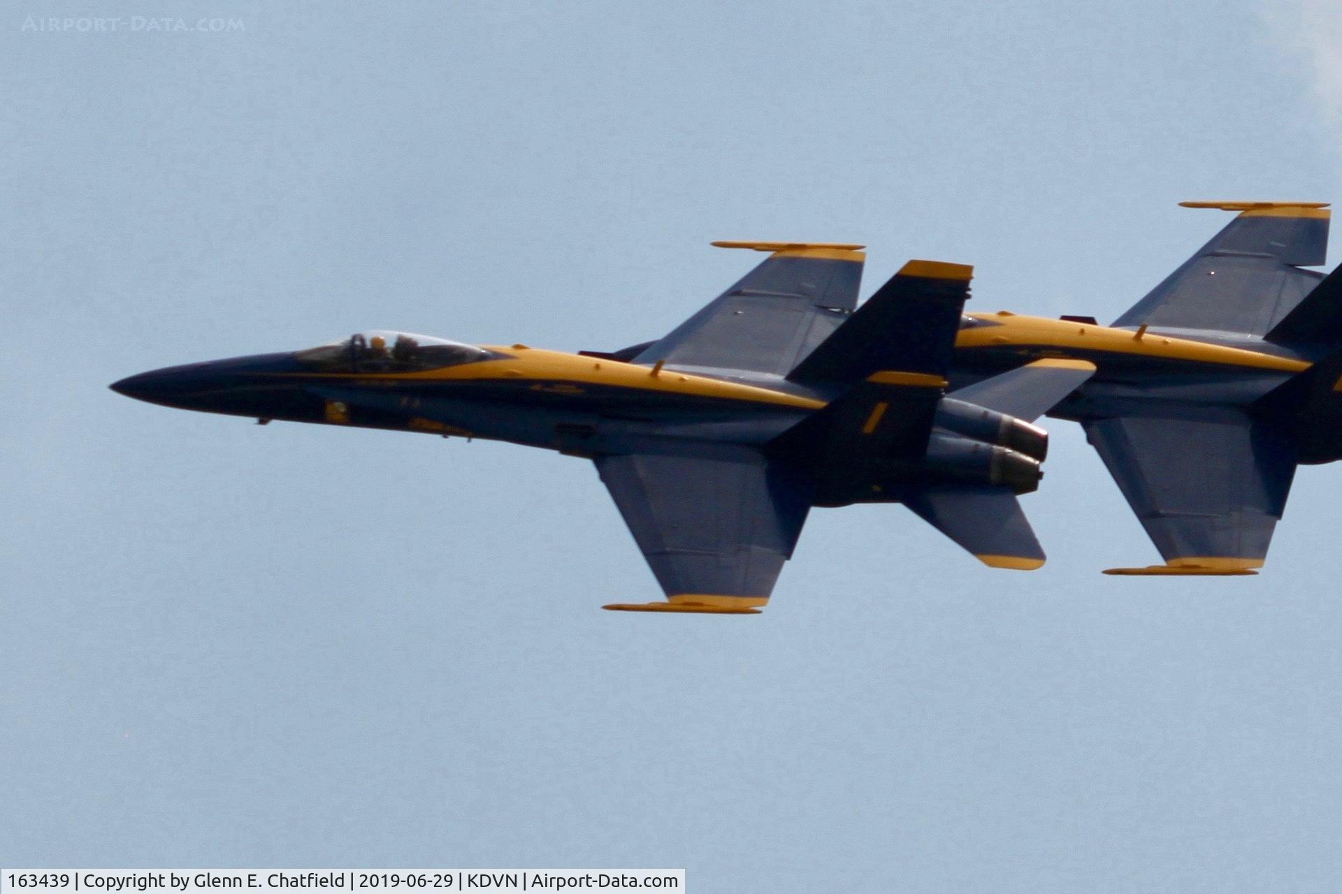 163439, 1987 McDonnell Douglas F/A-18C Hornet C/N 0639/C011, At the Quad Cities Air Show. Shooting into the sun and through lots of smoke left by the Aeroshell team.