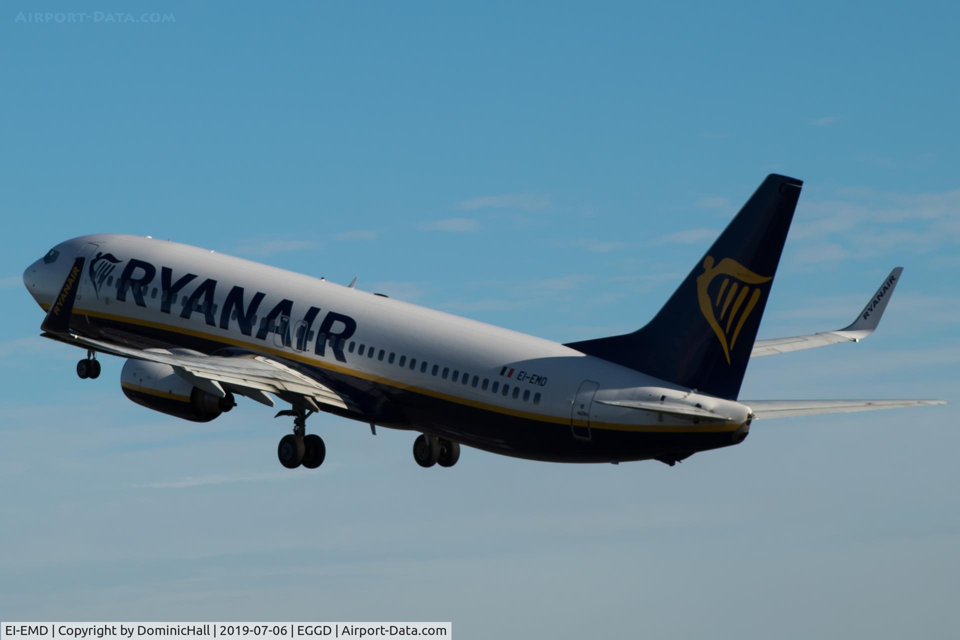 EI-EMD, 2010 Boeing 737-8AS C/N 38509, Early morning Departure from RWY 27