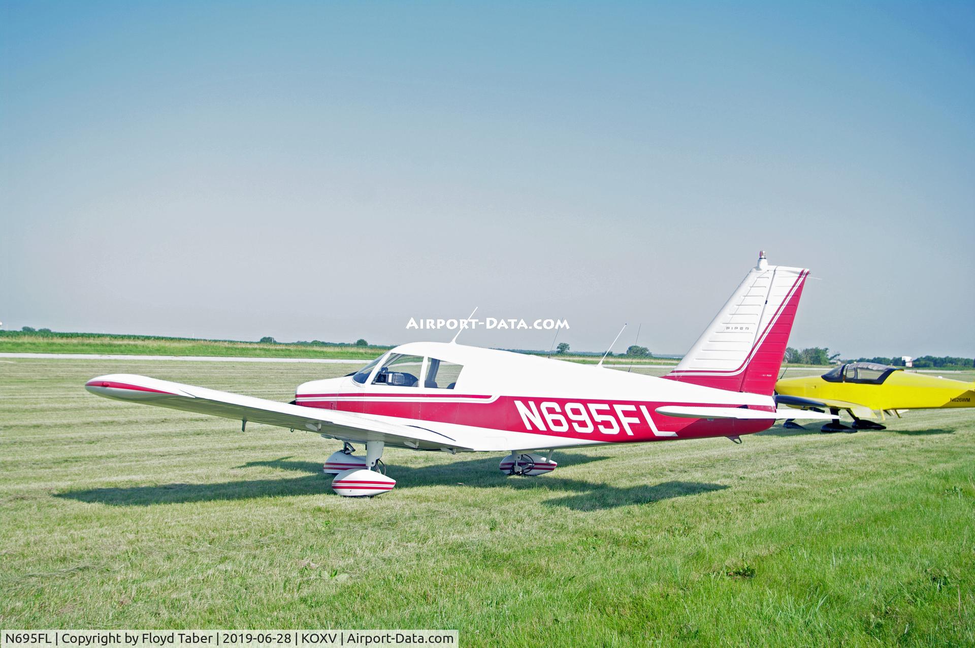 N695FL, 1971 Piper PA-28-140 C/N 28-7125634, Visitor at the Ercoupe owners convention