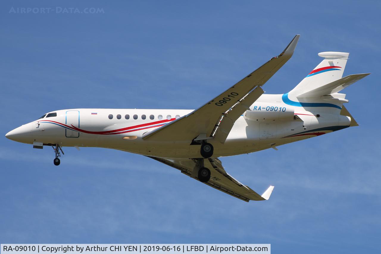 RA-09010, 2009 Dassault Falcon 7X C/N 071, Final 23