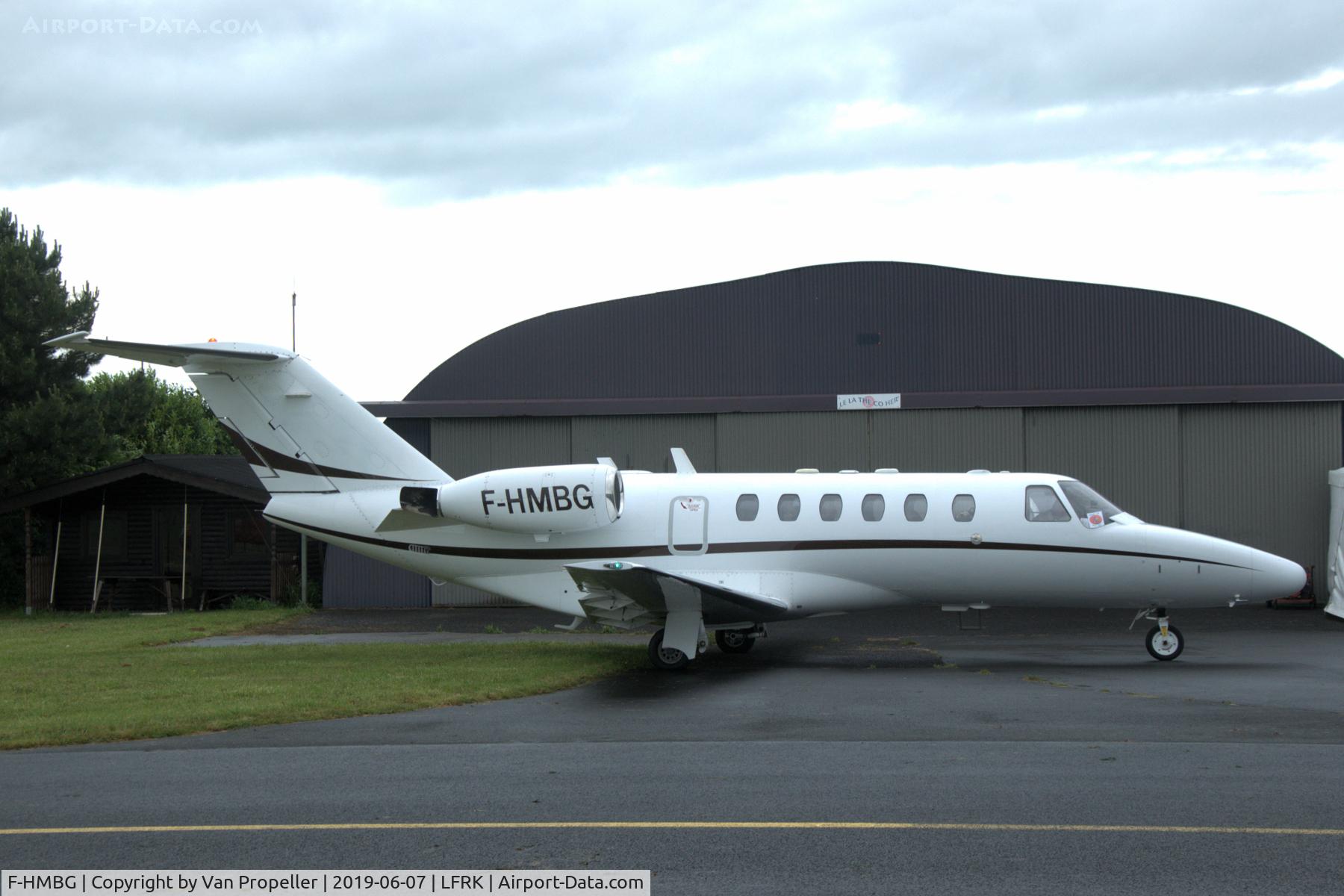 F-HMBG, 2003 Cessna 525A CitationJet CJ2 C/N 525A-0142, Cessna Citation CJ2 ready to depart at Caen-Carpiquet, France