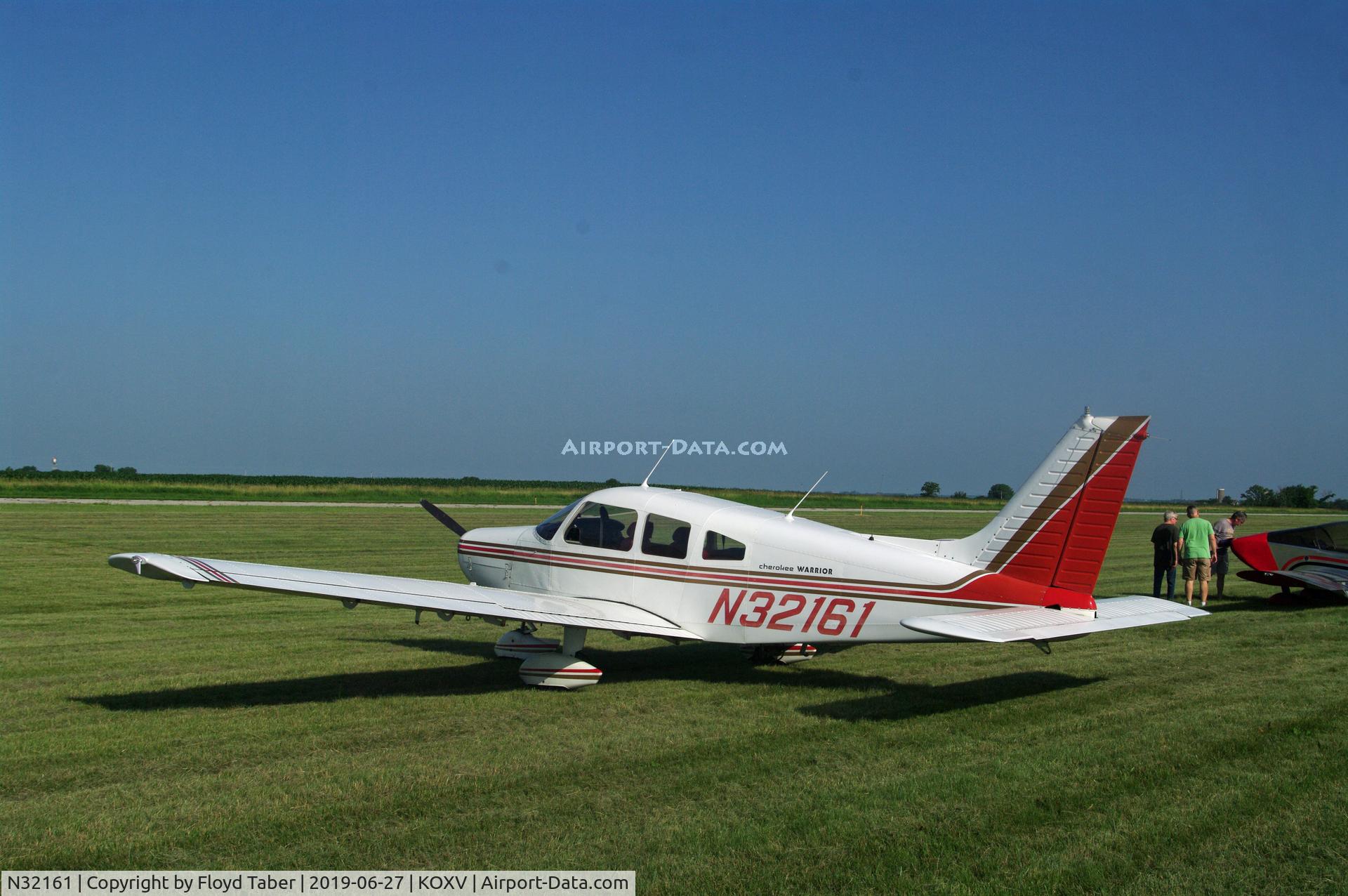 N32161, 1974 Piper PA-28-151 Warrior C/N 28-7515082, Visitor at the national ercoupe convention